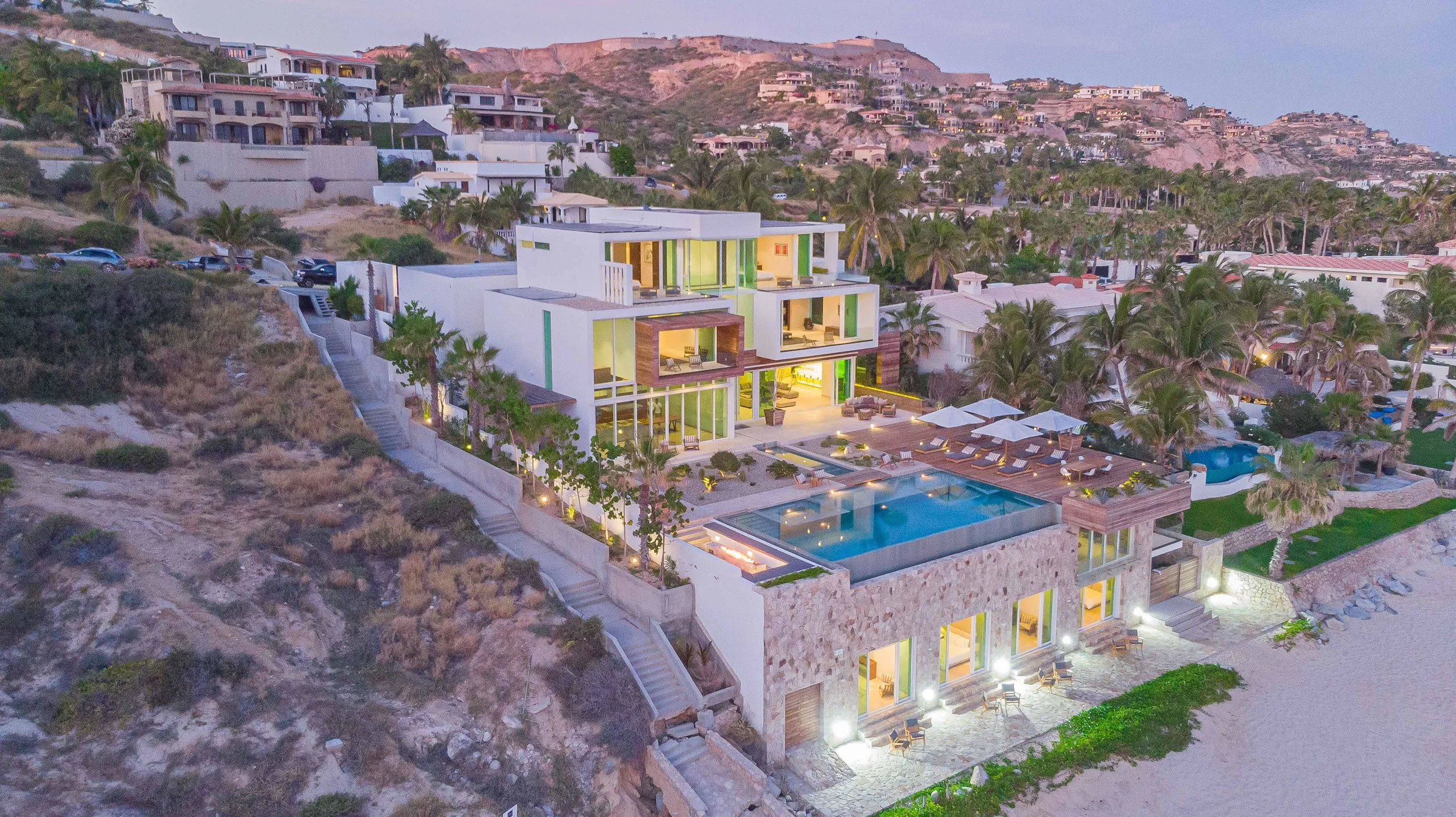 book-this-breathtaking-oceanfront-villa-in-los-cabos-for-your-luxury-vacation-6022c109b8a2e.jpg