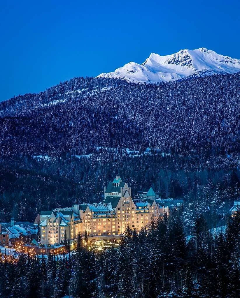 chateau-whistler-winter.jpg