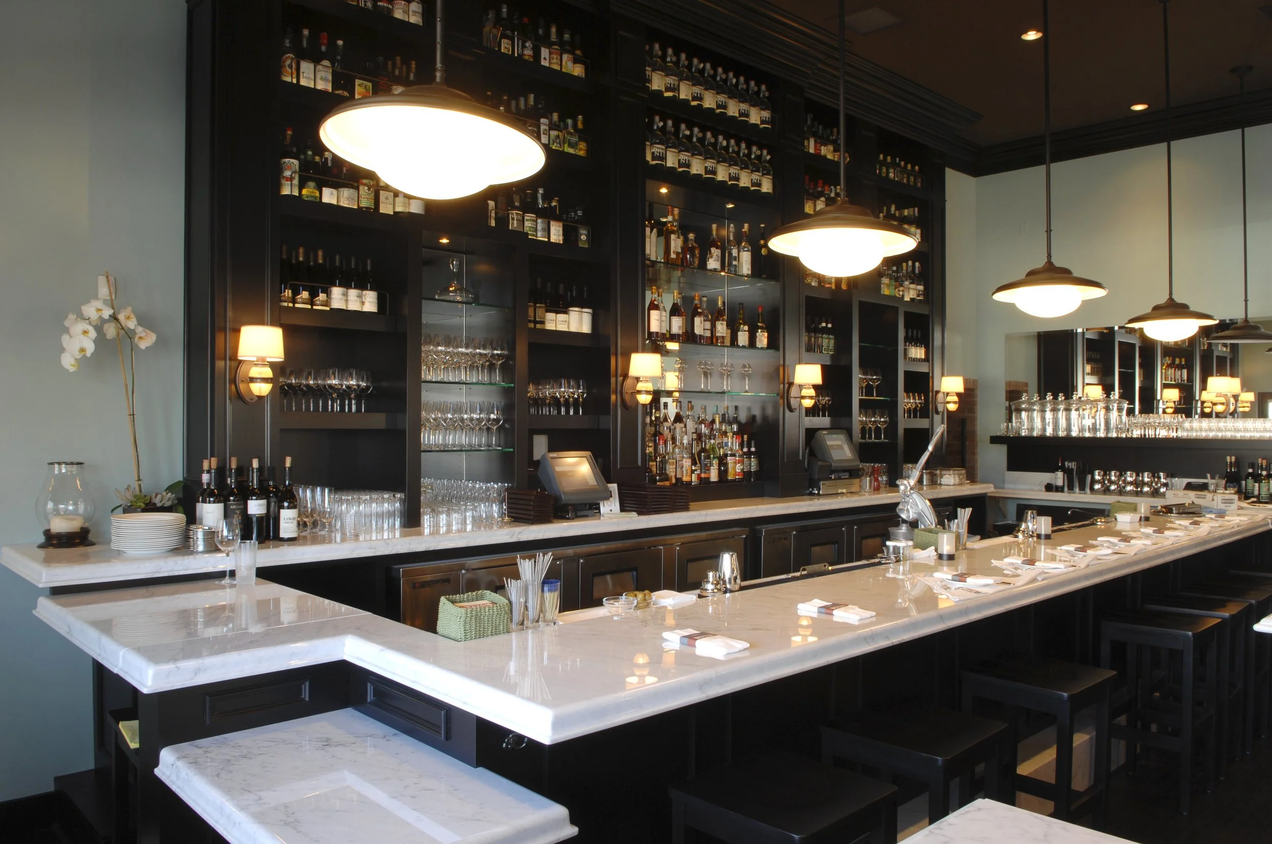 Osteria-Mozza_Melrose-Ave_bar_02.JPG