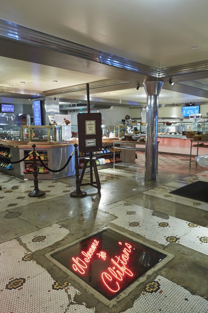Cliftons-Cafeteria_DTLA_signage.jpg
