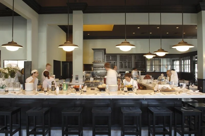 Osteria-Mozza_Melrose-Ave_bar_04.jpg