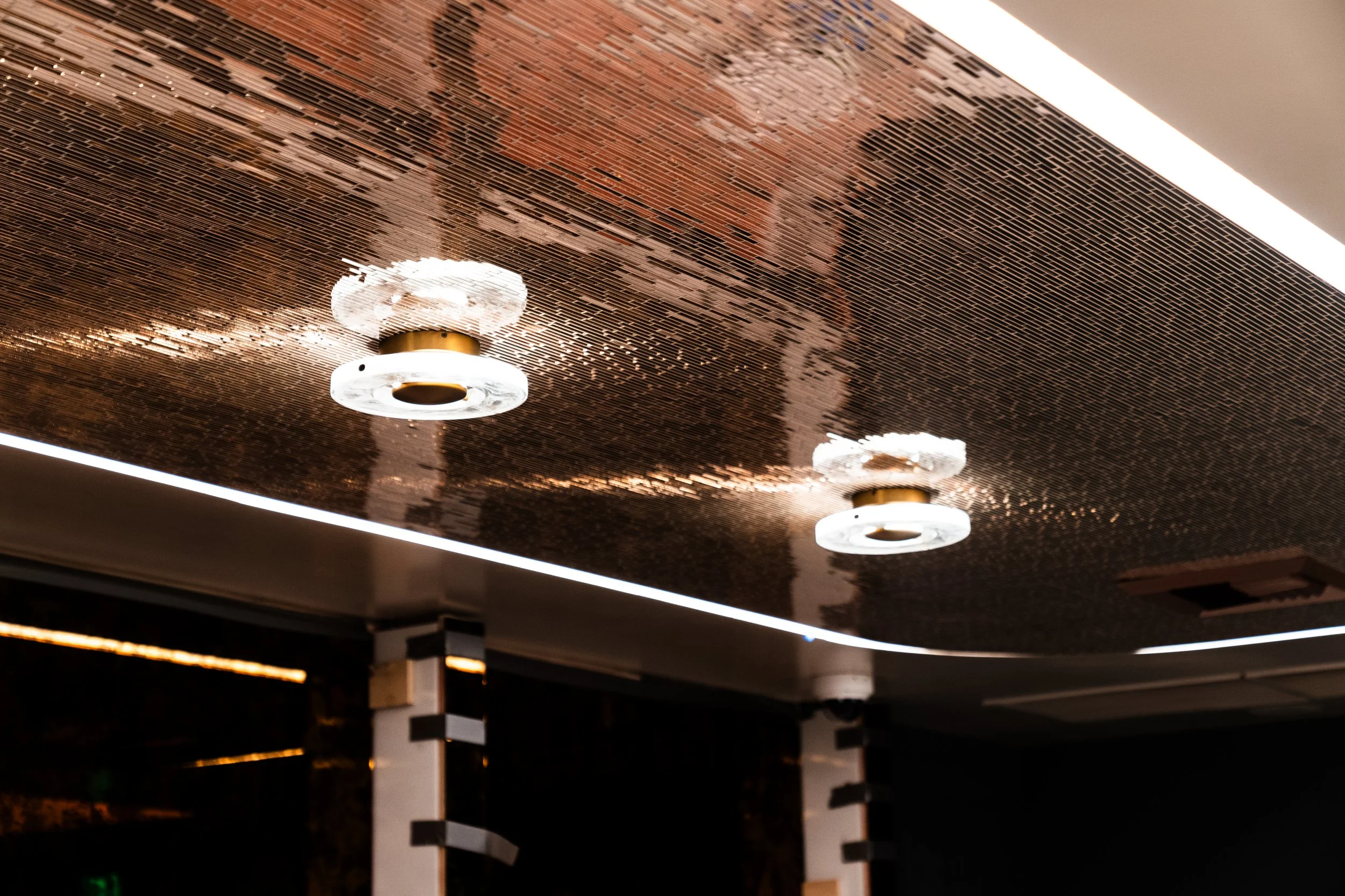 Gravitas-Details-lights (4).jpg