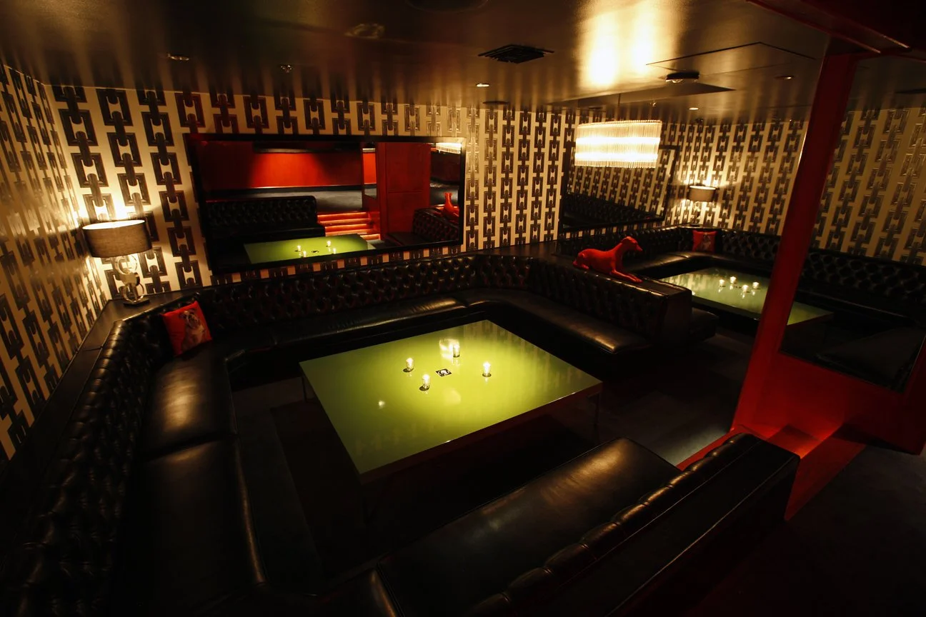 The-Continental-Club_Banker-Block-DTLA_lounge-seating_02.jpg