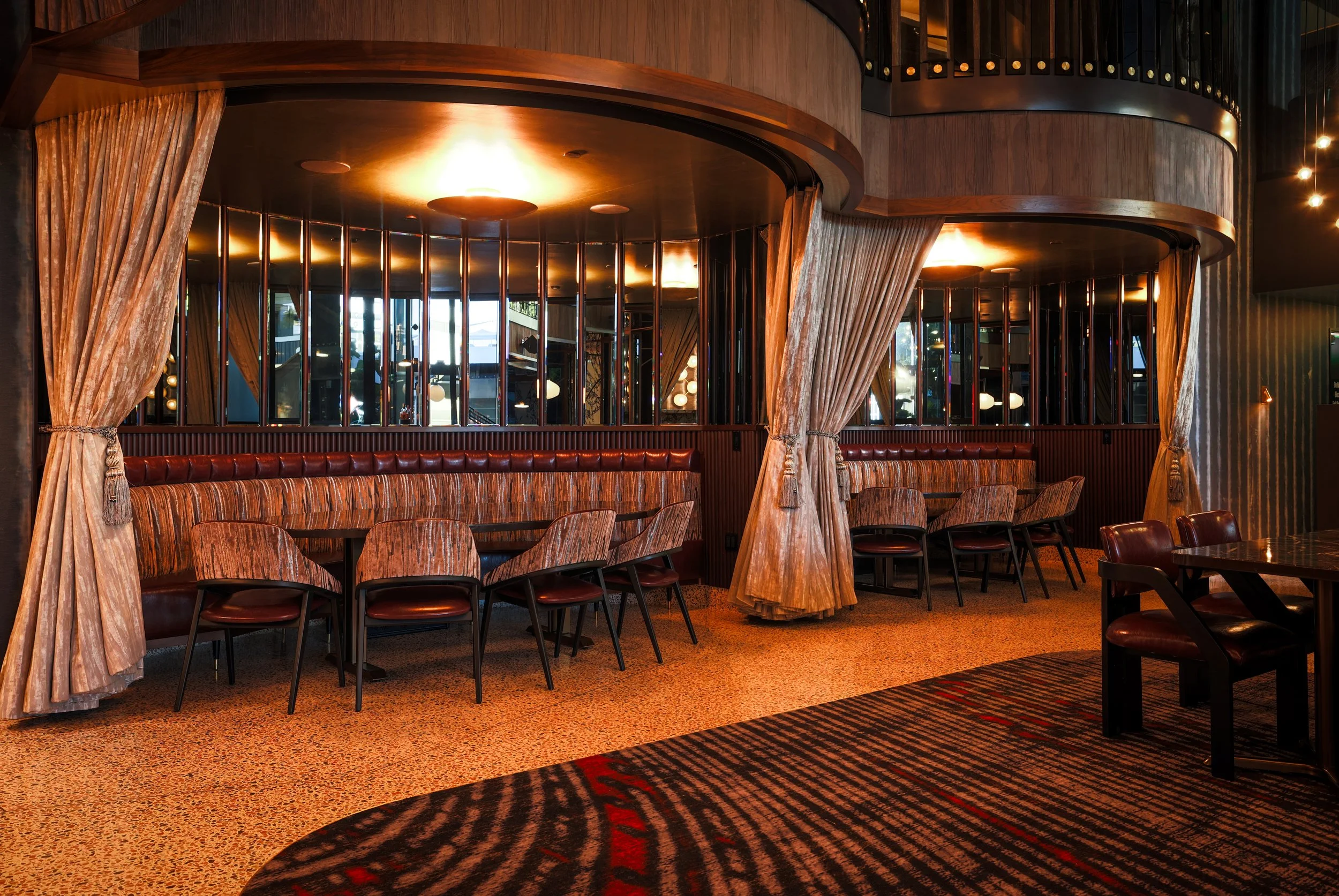 Gravitas _BeverlyHills_booth-seating.jpg