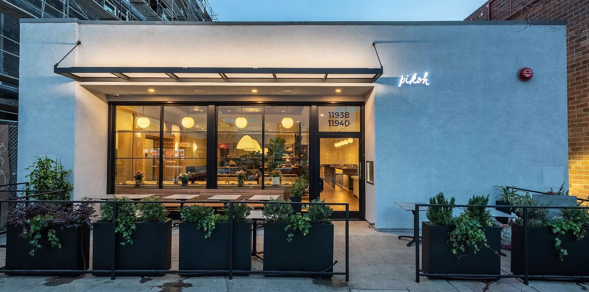 Pikoh-Kitchen+Bar_West-Los-Angeles_exterior.JPG