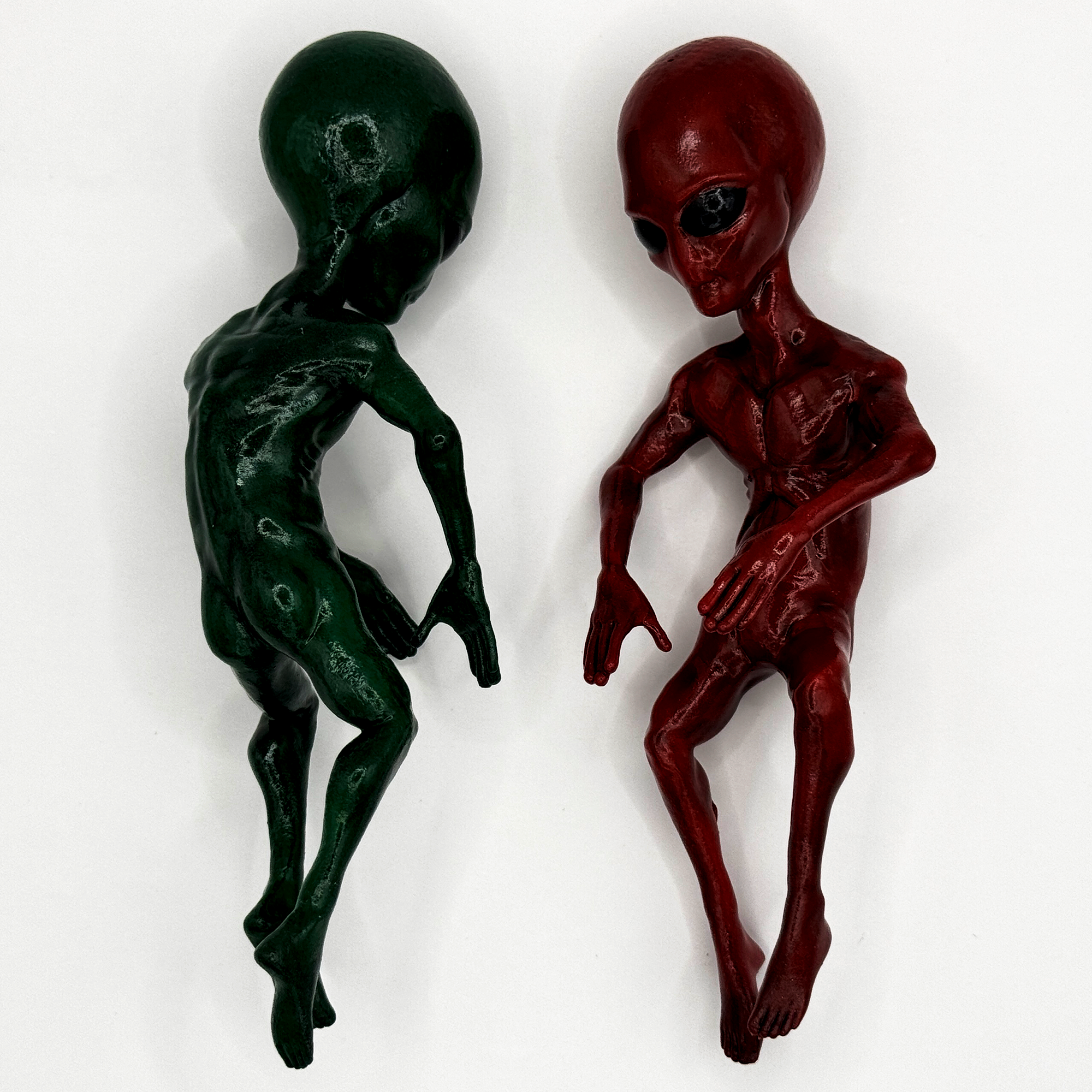embrio UFO Aliens red and green