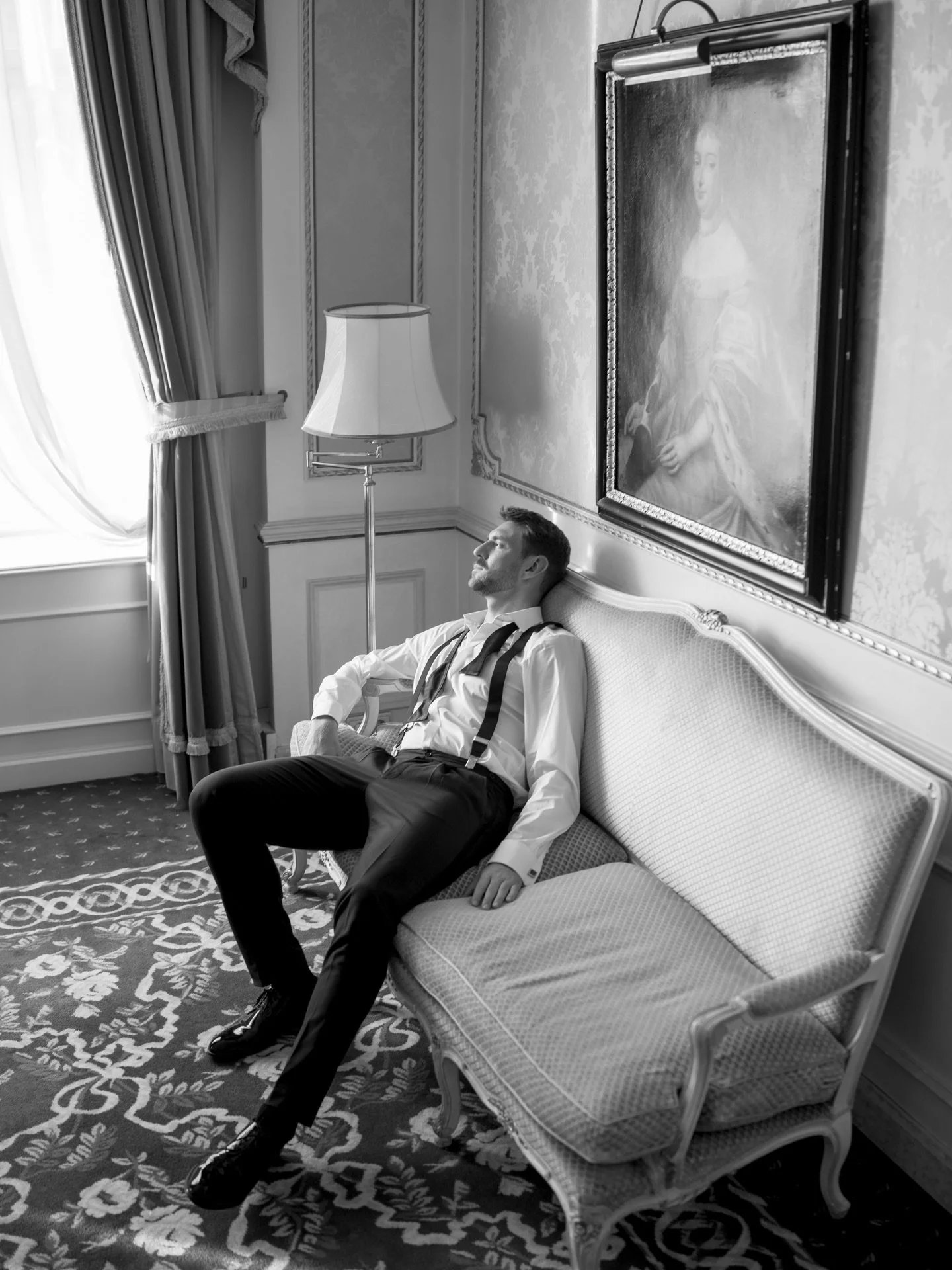 A quiet moment before forever 🤍💍

Wedding Planning and Design: @averybelovedwedding @elicardich @weddingbusinessclub.official 
Bridal Gown: @madebride @dimitra_antonea
Groom&rsquo;s attire: @scalawear
Florals: @hanaholdener 
Stationery: @carissimo_