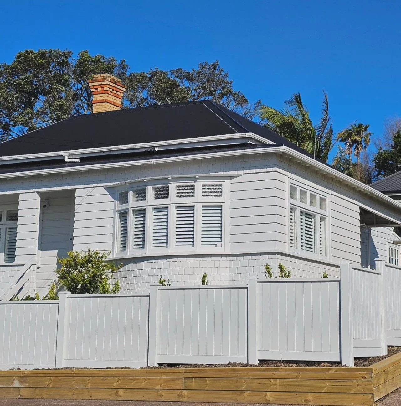 Laminata Fence and Retaining