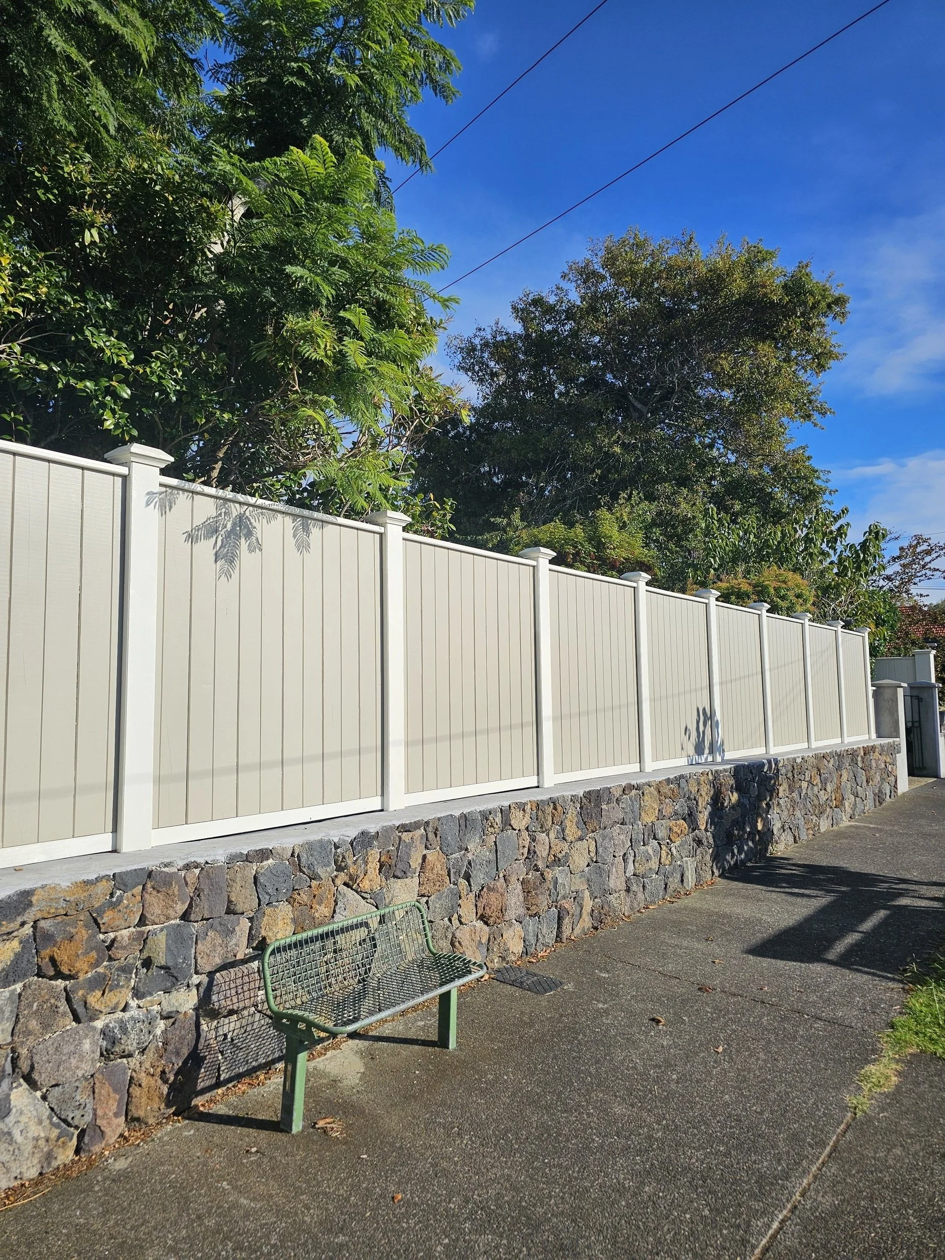 Laminata fence