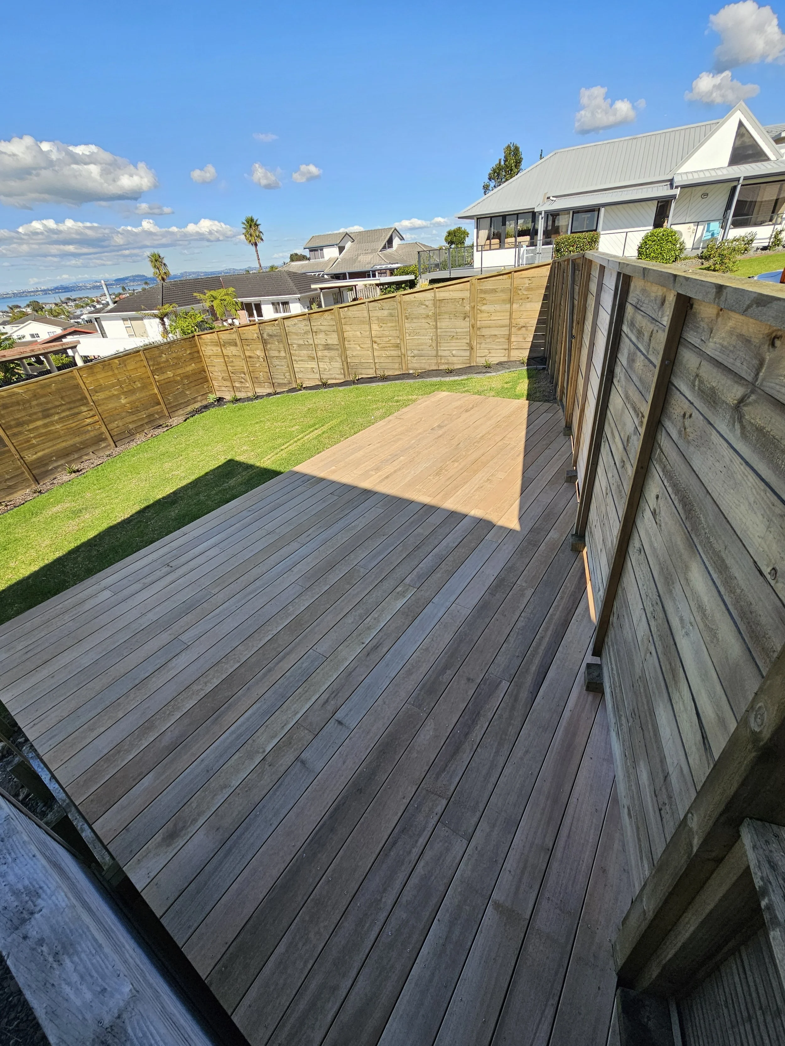 Vitex deck