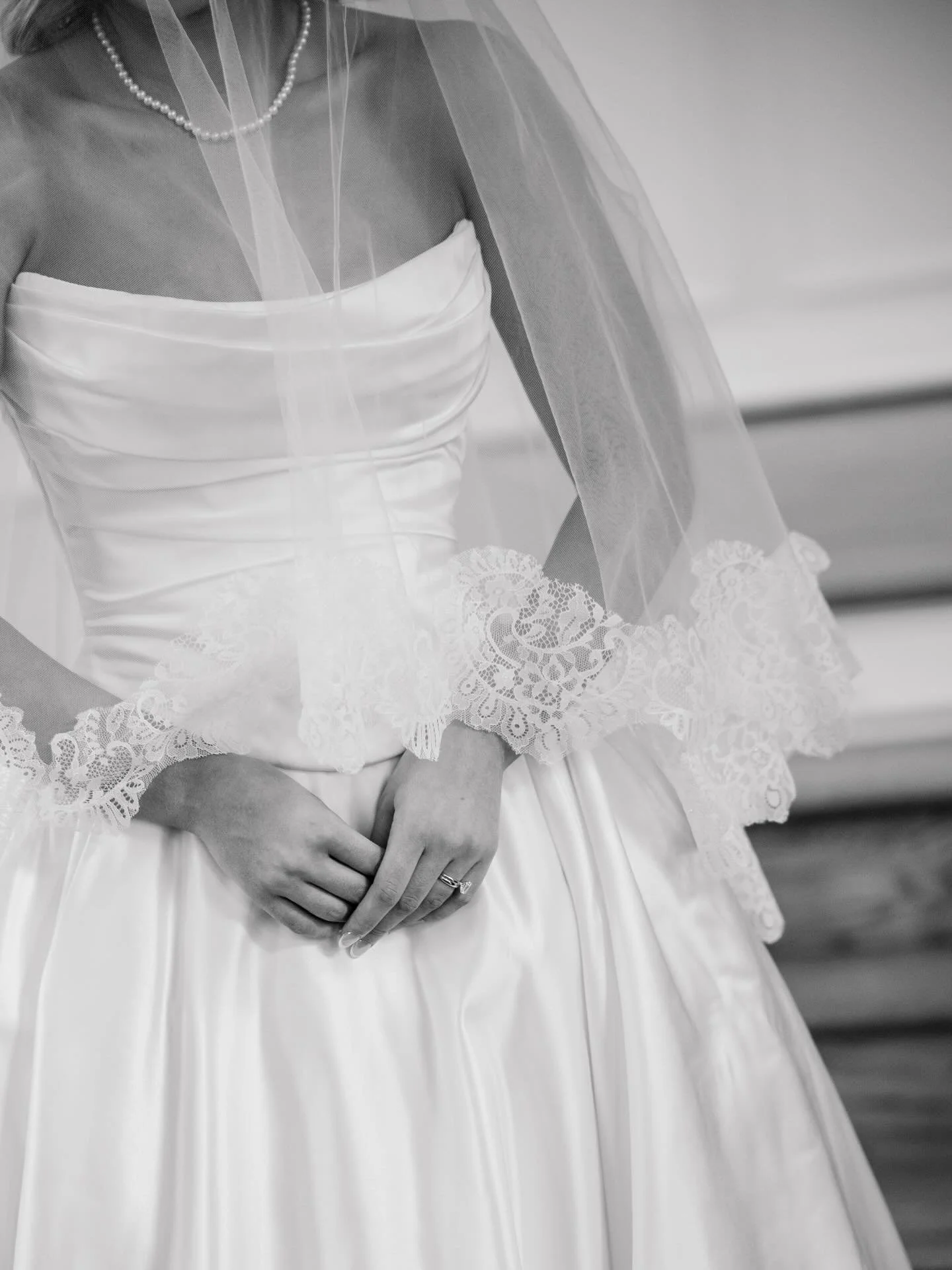 Beautiful lace details 🦢

#weddingdetails #birminghamweddings #editorialweddingphotography