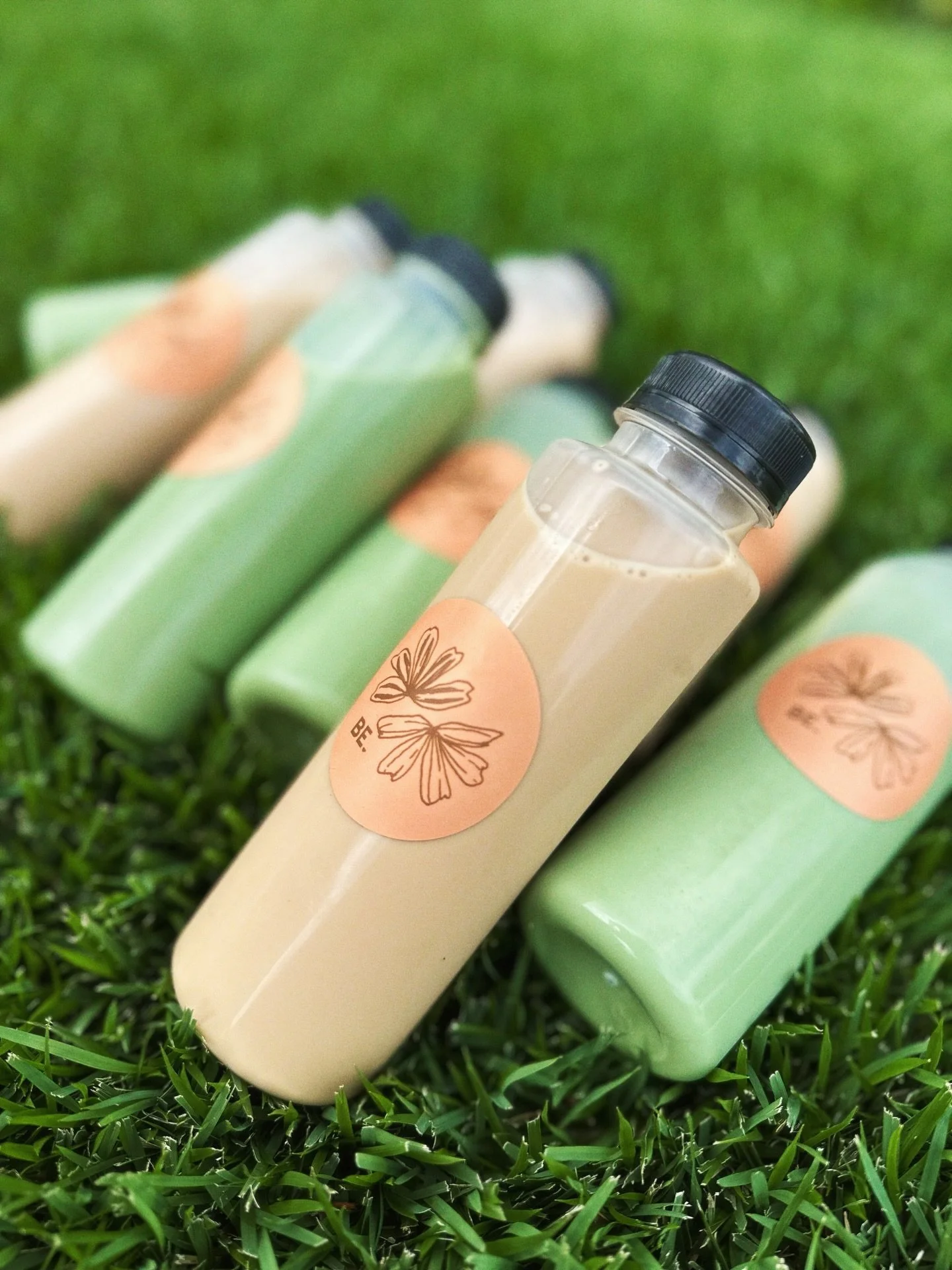 rainy day bottles are back for good!! 
- order online (link in bio) or in person. 

R A I N Y  D A Y  B O T T L E S 
a bottle for when life seems to be a bit more rainy than sunny. drink on sunday or monday.. give it to a friend, share with your neig