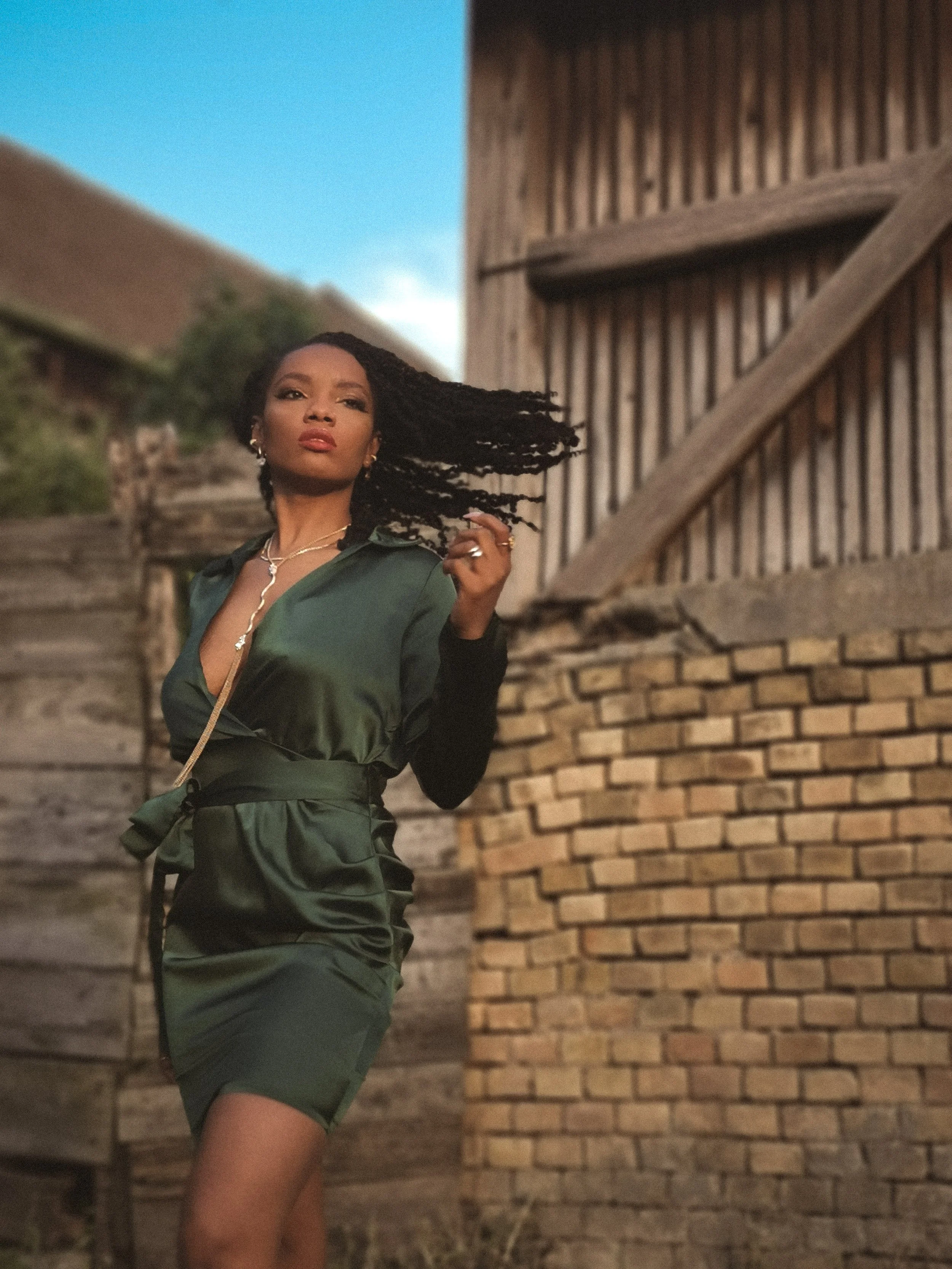 obianuju-toth-founder-artomystic-philosophy-women-bloodline-sovereignty-green dress