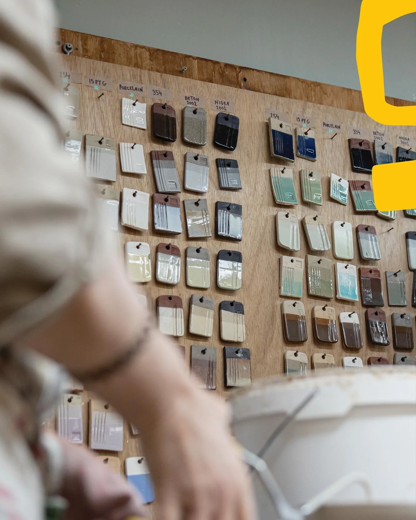 Did you know all of our glazes are made in-house? 🧪✨
Each colour is carefully mixed, tested, and perfected right here at the studio!

Created and named with care by @saranda.mahalla, each glaze is unique and 100% Pansa 💛

Next time you&rsquo;re in,