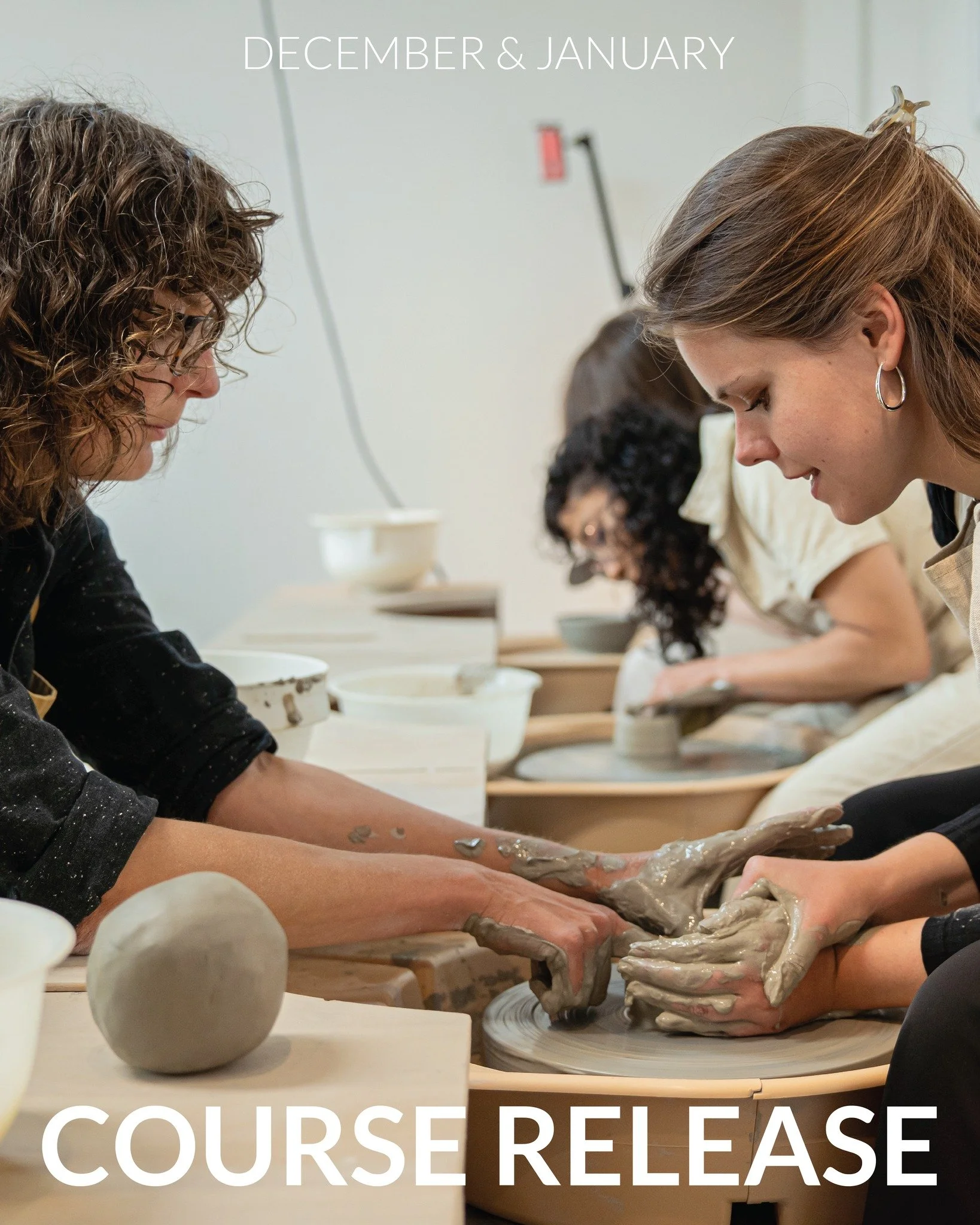 This holiday season, gift yourself time to create ❄️🎁

Our winter course schedule is here, packed with fun, cozy classes. From playful tasters to immersive wheel and handbuilding courses. Let creativity be part of your festive season ✨

Check out th