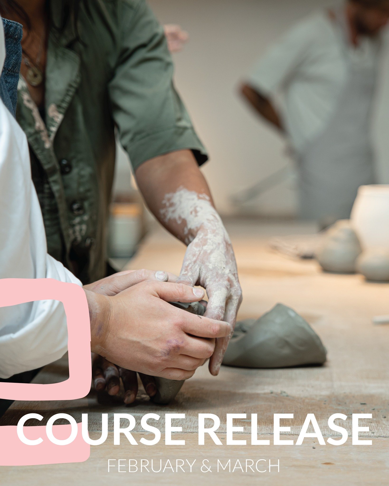 Creativiteit is de perfecte wintergenoot ☕🧣

Onze cursussen voor februari en maart zijn live en bieden alles van taster classes voor beginners tot cursussen van meerdere weken en intensieve cursussen. Of je nu nieuw bent in keramiek of je vaardigheden wilt uitbreiden