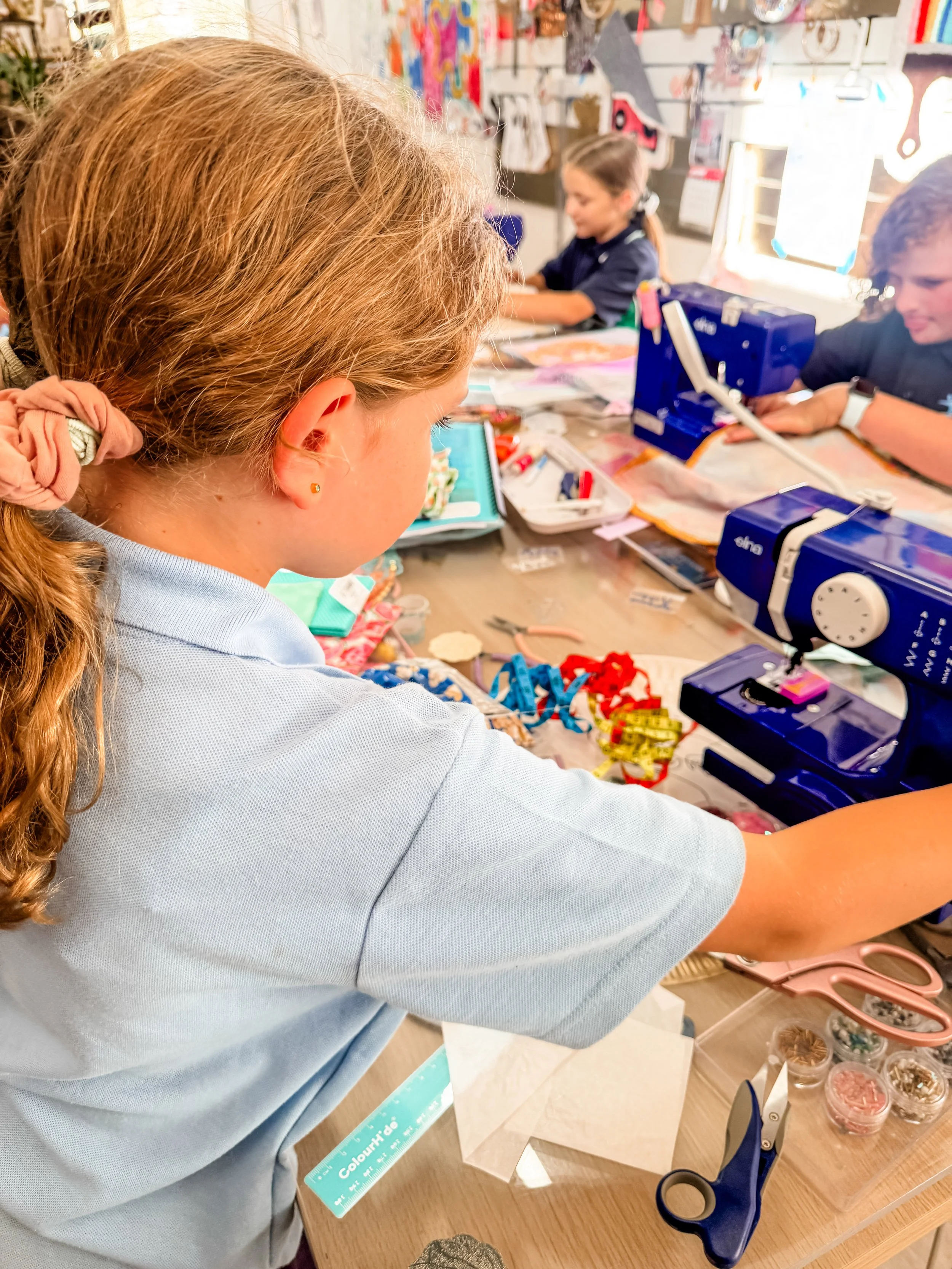 Tween learn  to sew classes.JPG