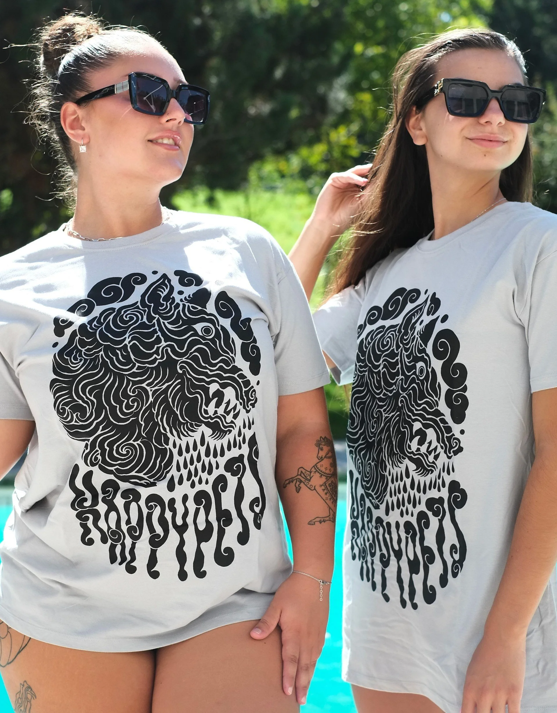 thumbnail_13-wolftee-02 (1).jpg