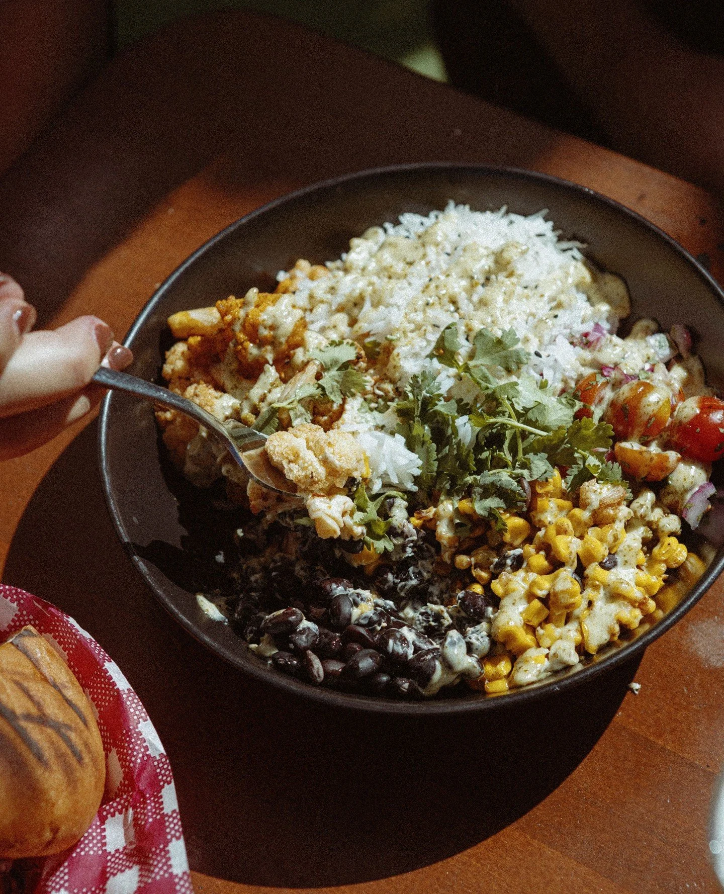 Looking for something a little lighter?⁠
⁠
Our kitchen uses quality, locally sourced ingredients and offers plenty of vegetarian, vegan and gluten-free options to choose from.⁠
⁠
View our full menu &rarr; link in bio @theedcastlehotel⁠
⁠
Monday to Sa