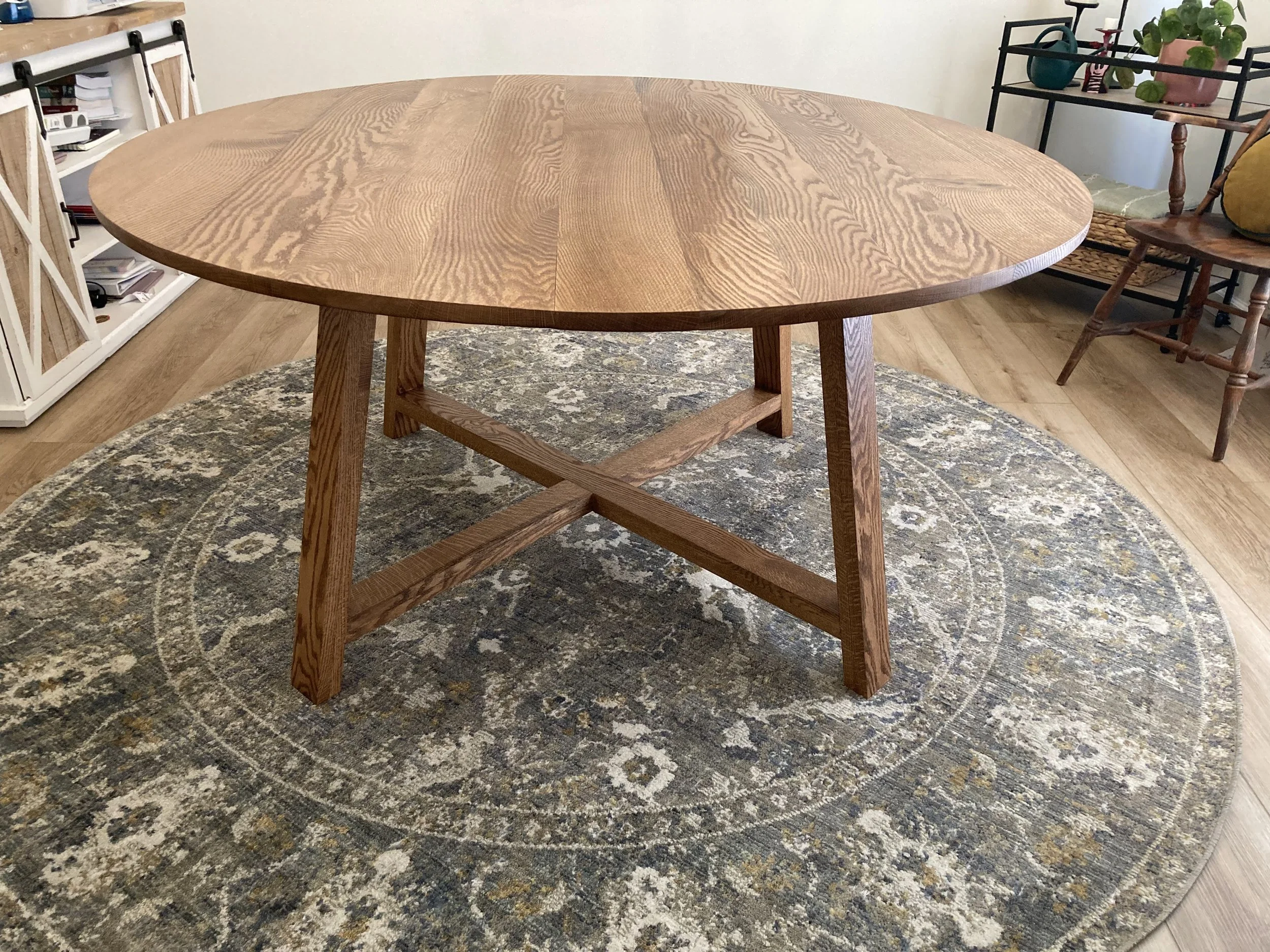 60" Oak round dining table