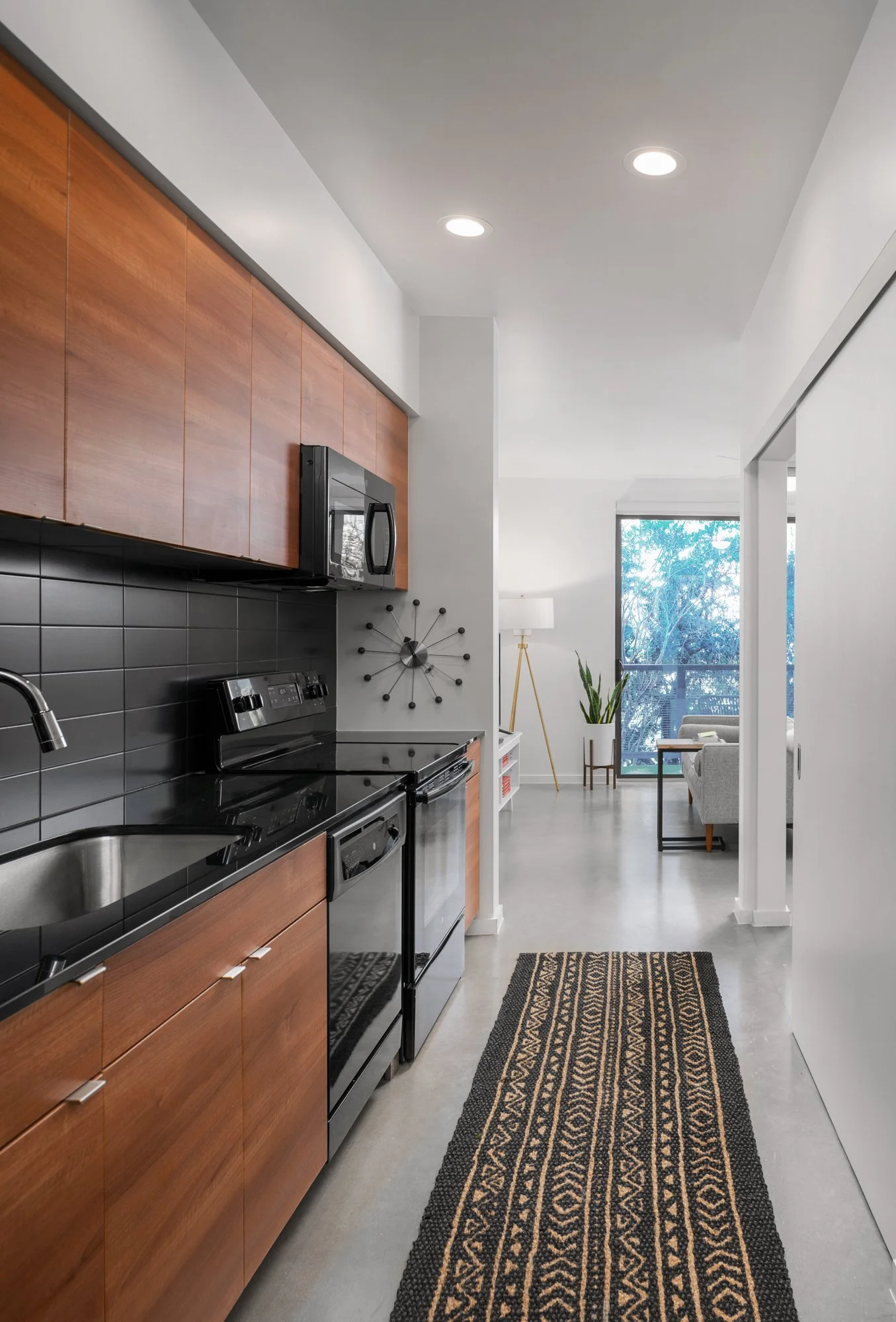 2. Kitchen (One Bedroom).jpg