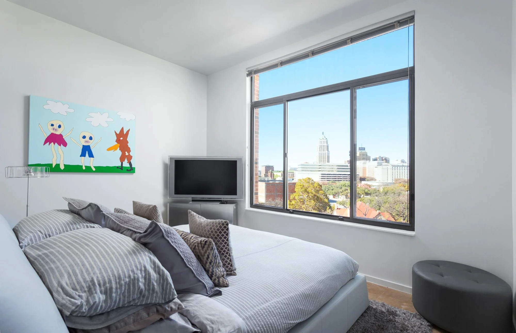 12. Master Bedroom (Penthouse).jpg