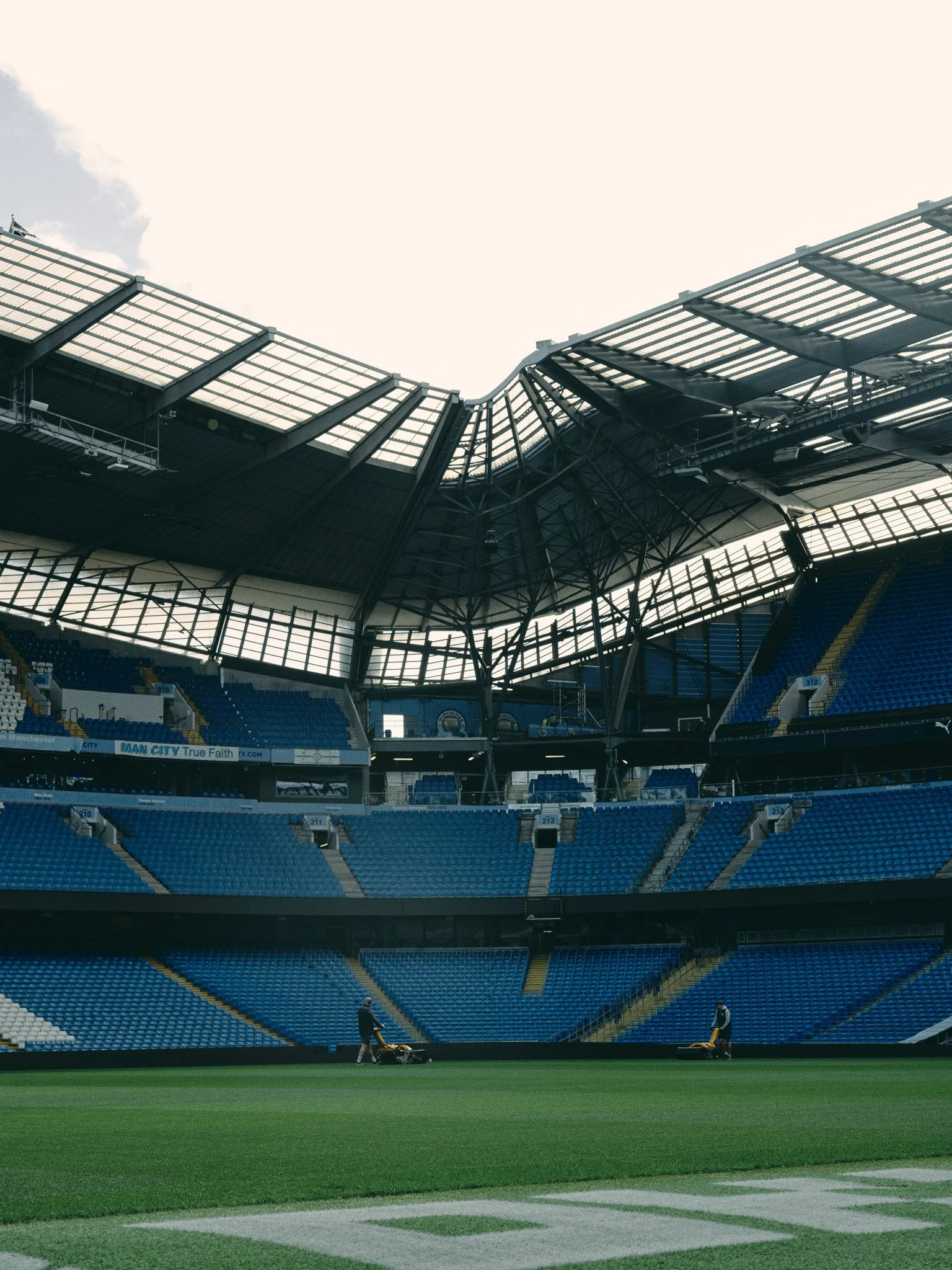 LEGACIES X MAN CITY0218.jpg