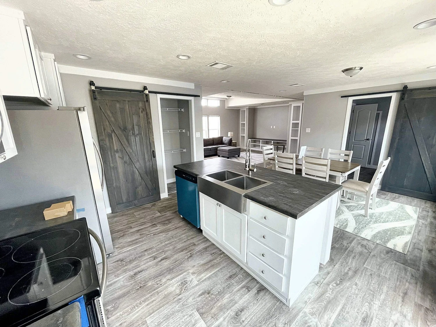 New Vision Homes — MID MO HOME CENTER