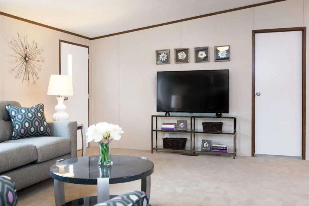 Manufactured-SATISFACTION-36TRU28483RH-Living-Room-20170323-1456313403605-1024x683.jpg