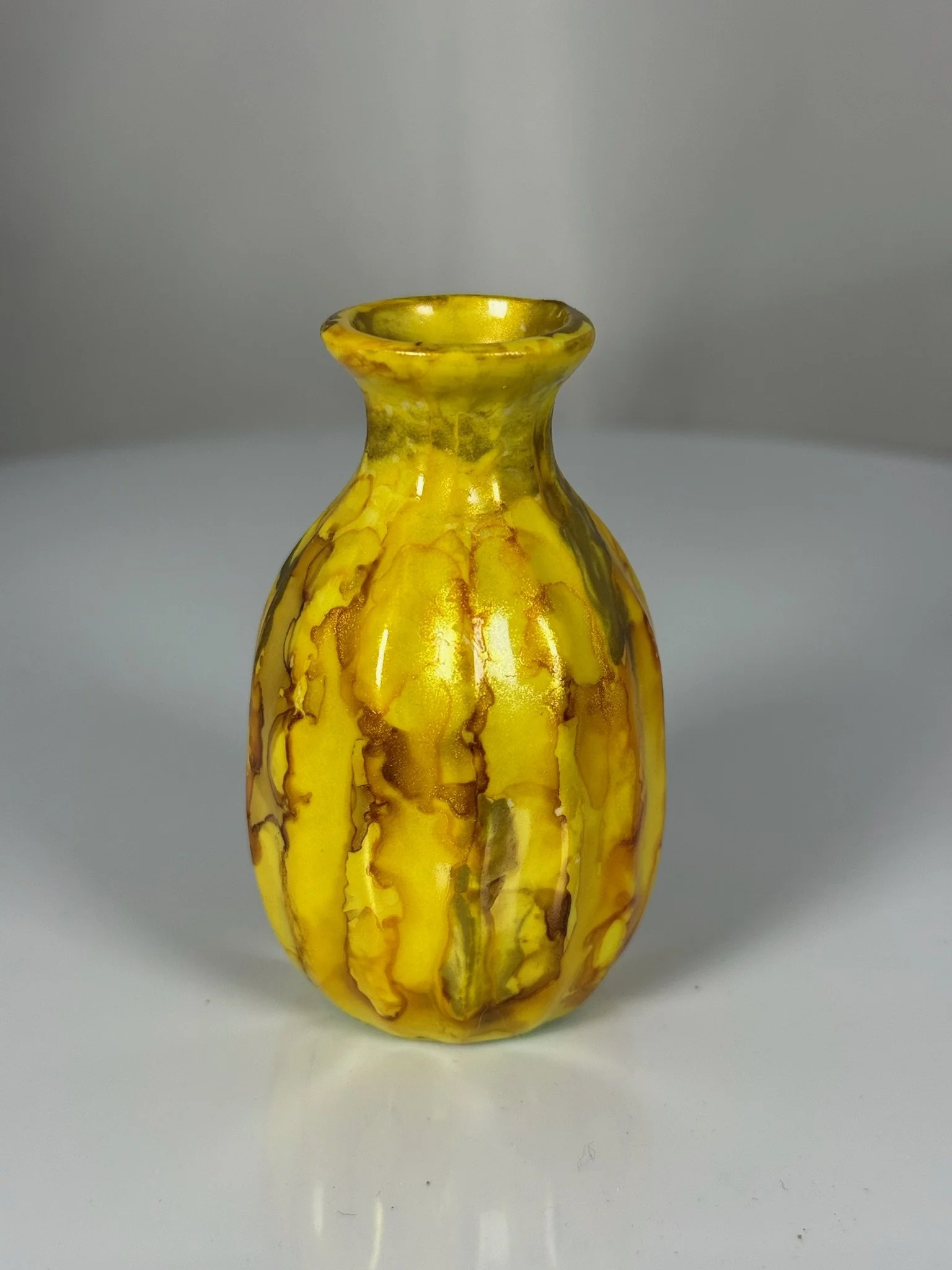Heart Whisper Bud Vase-Joy