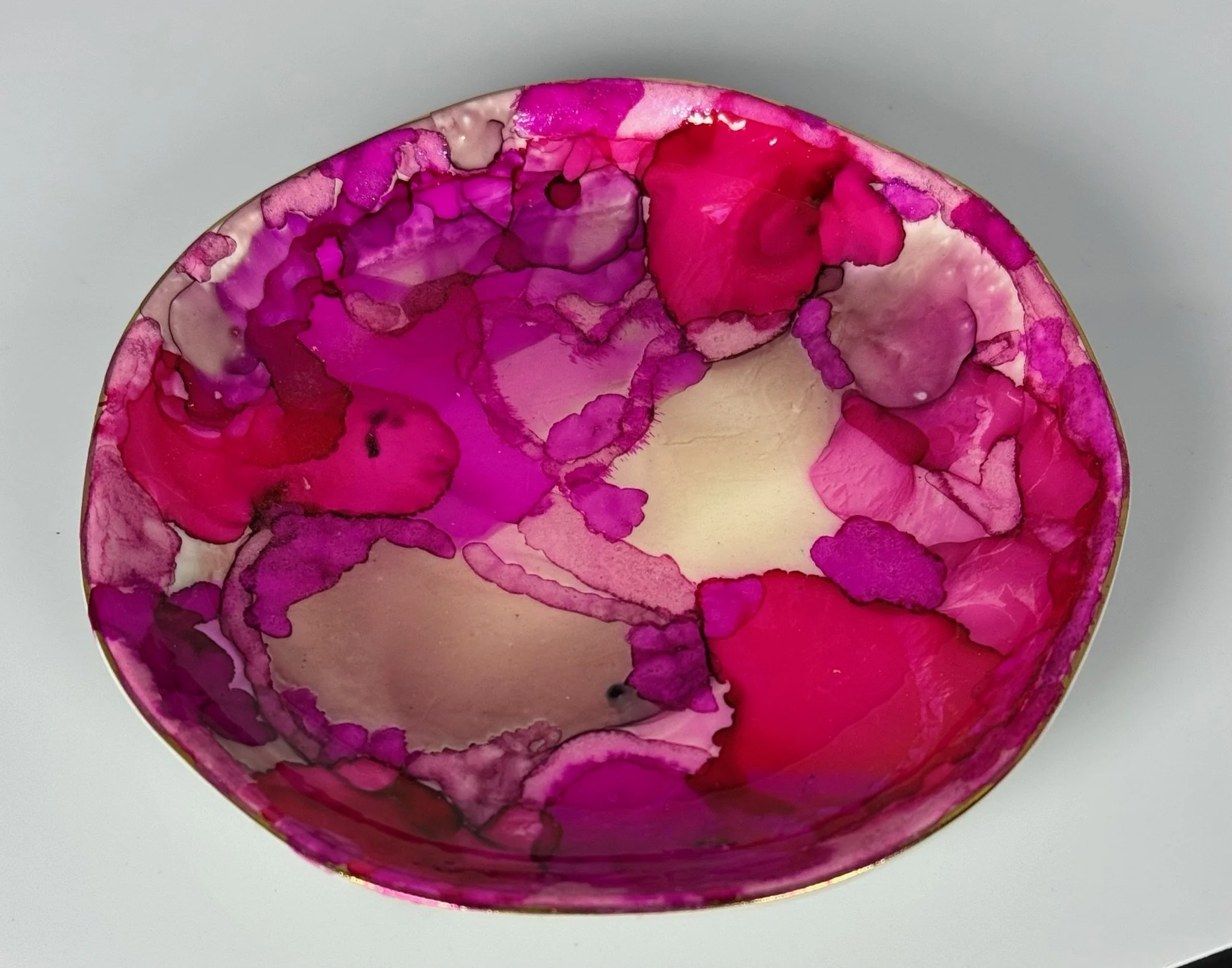 Heart Whisper Dish– Love
