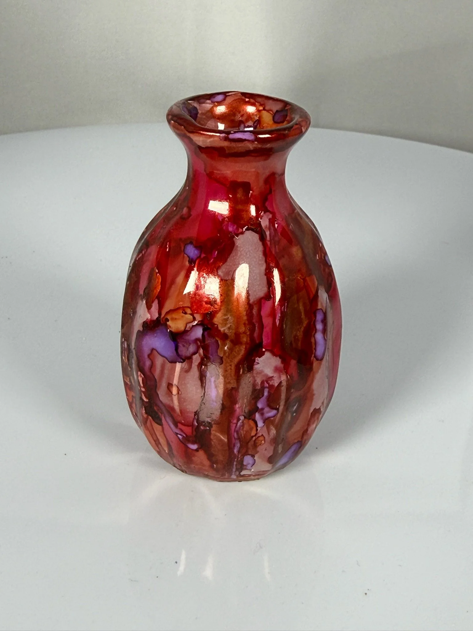 Heart Whisper Bud Vase - Courage