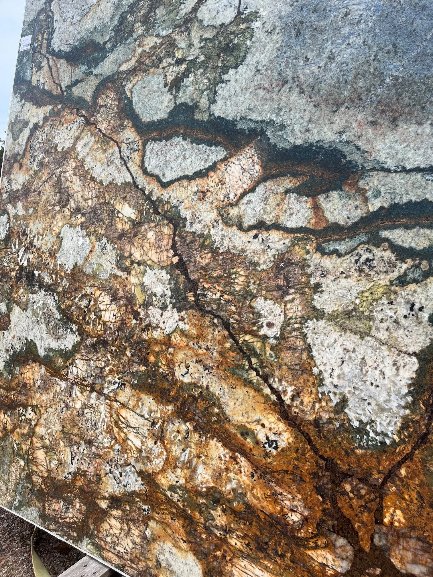 Atlas Leathered Granite - Close Up