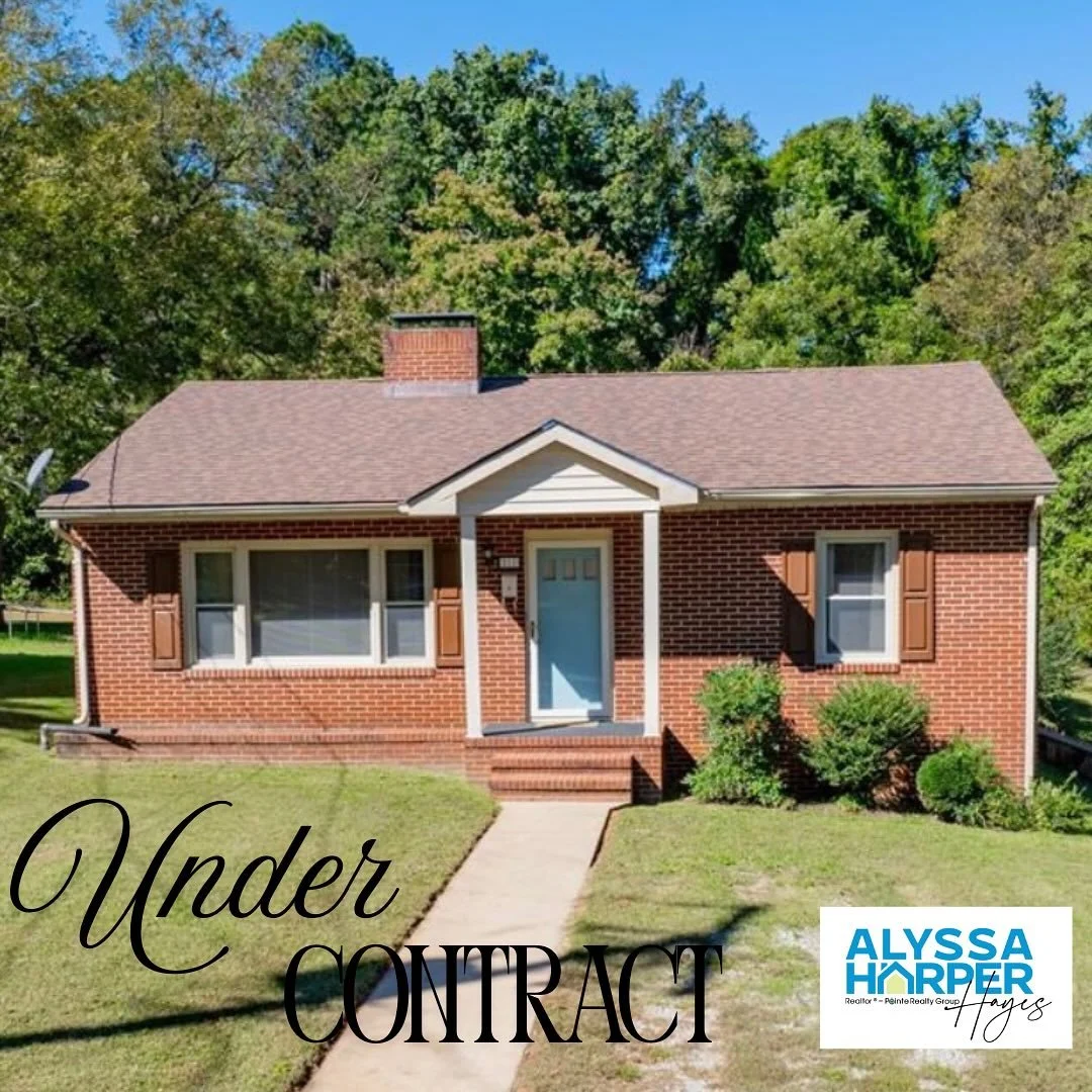 In under 24 hours and with multiple showings, we are now UNDER CONTRACT! How did the seller and I accomplish this? 

Step one: Conduct a thorough market analysis and set the right price. 

Step two: The seller promptly implemented all my recommendati