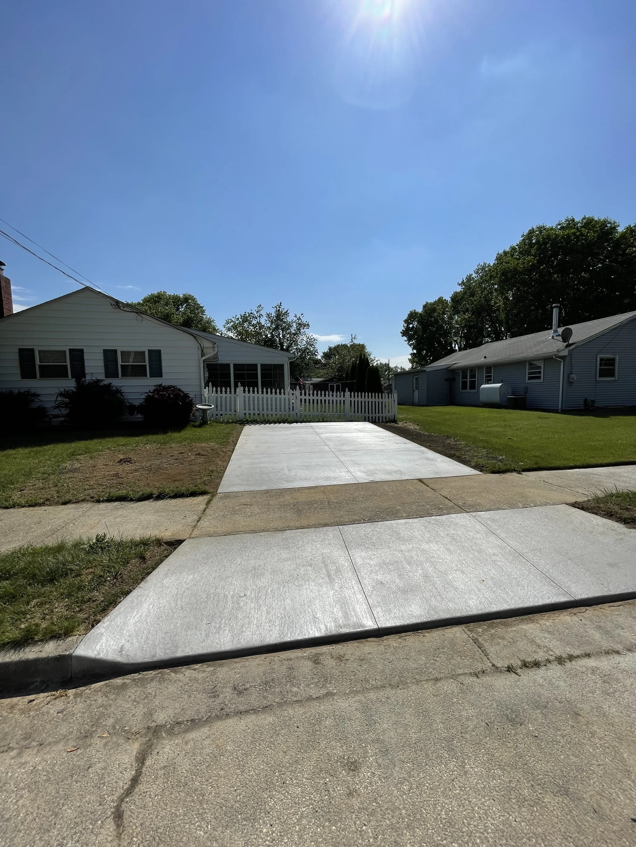 Driveway 1.jpeg