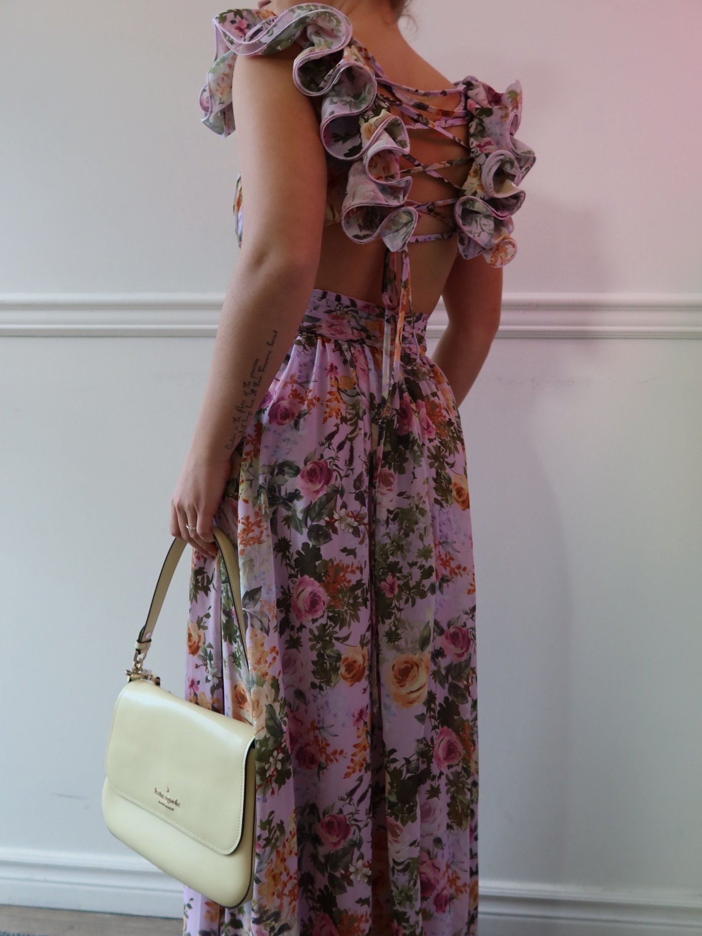 Spring is sprung 🌸

Soft florals, open backs, a little ruffle moment, and that light that makes everything feel brand new.

Consider this your sign to step into the season like you mean it. 💐✨

&bull;
&bull;
&bull;
&bull;
&bull;
&bull;
&bull;
&bull