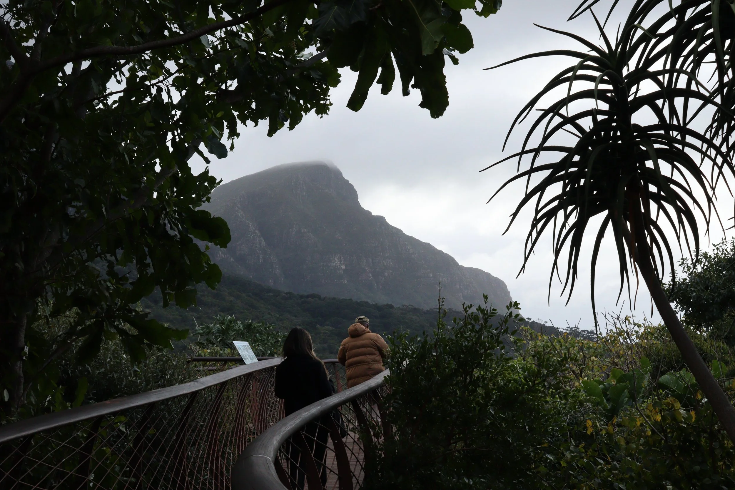 A cloudy view of breathtaking mountains in Cape Town.