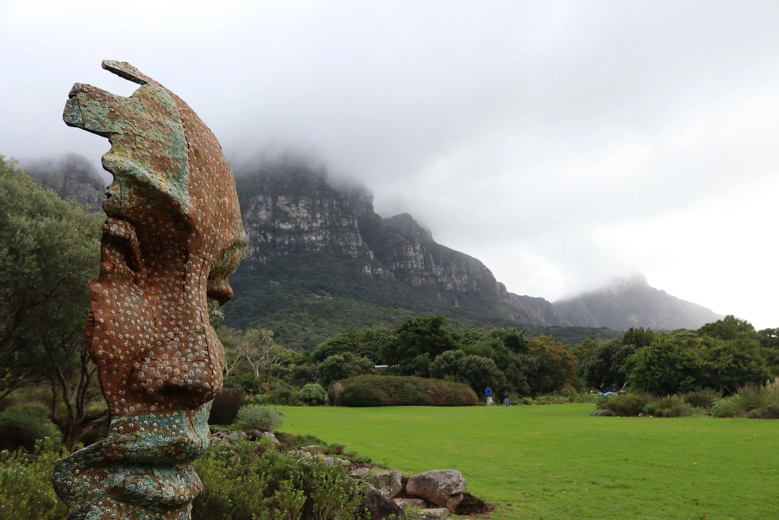 A statue at the Botanical Gardens