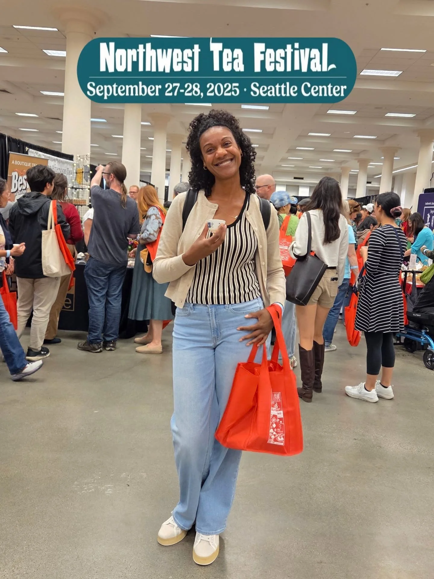 I spent the past weekend in Seattle to attend the @nwteafestival. The weather was surprisingly NOT cloudy or rainy (no shade lol). In fact, one could even say it was beautiful. ☀️

All the festival attendees were super amped to be there. The vendors,