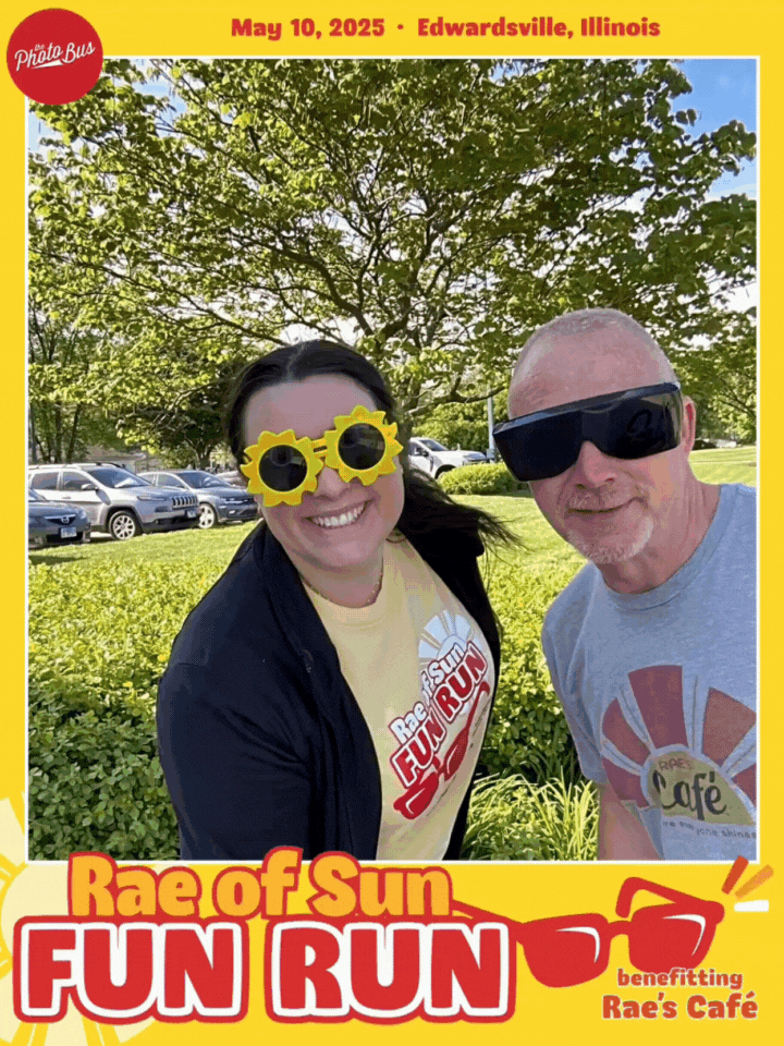 the social photo booth gif example for nonprofit fundraiser.gif
