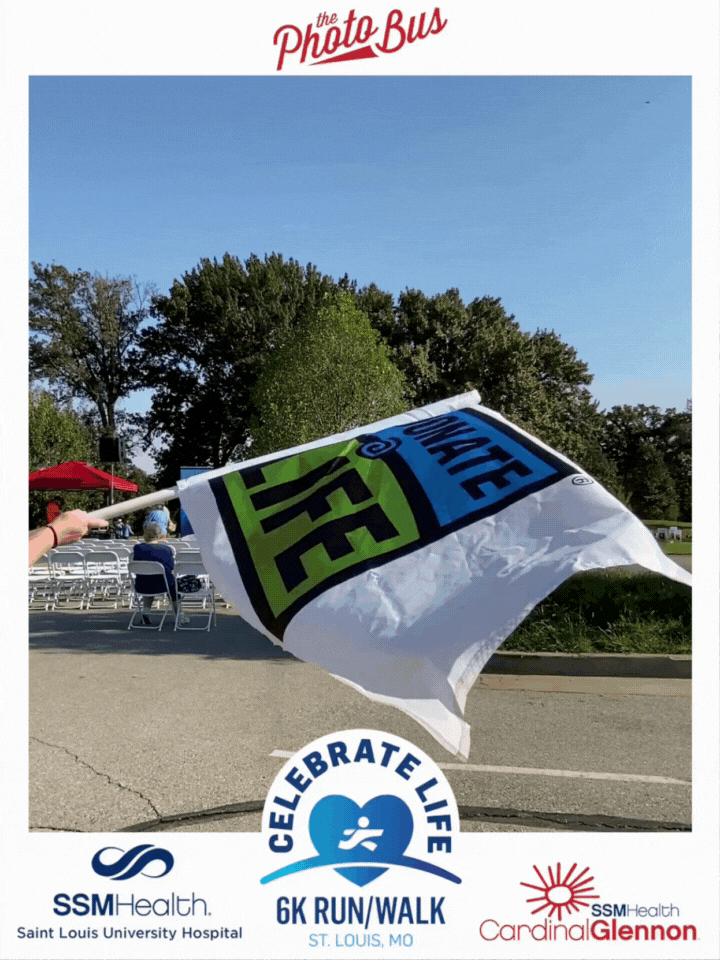 Boomerang roamer photo booth celebrate life flag waving.gif