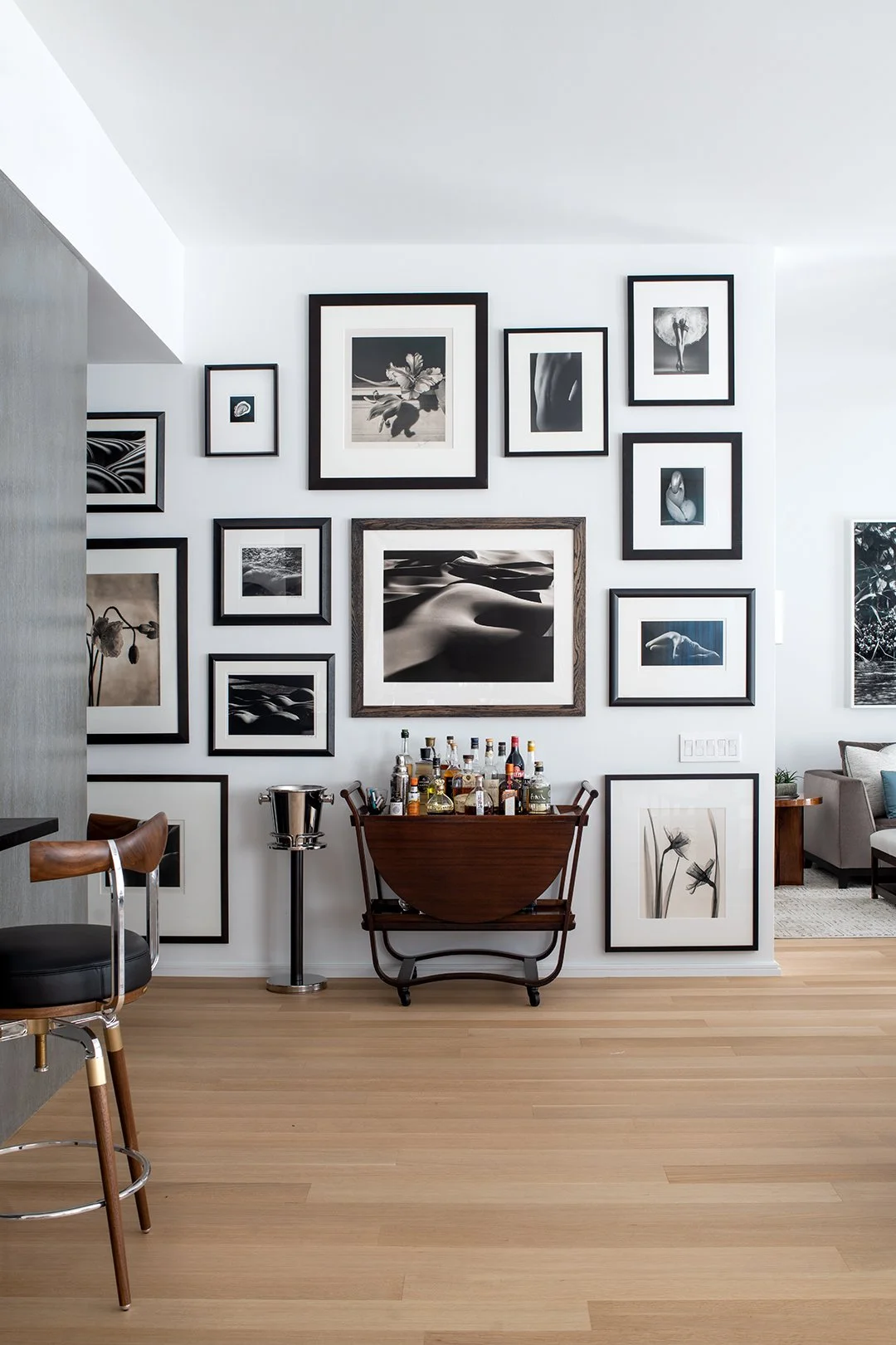 Black and white photography with a focus on the natural and nature