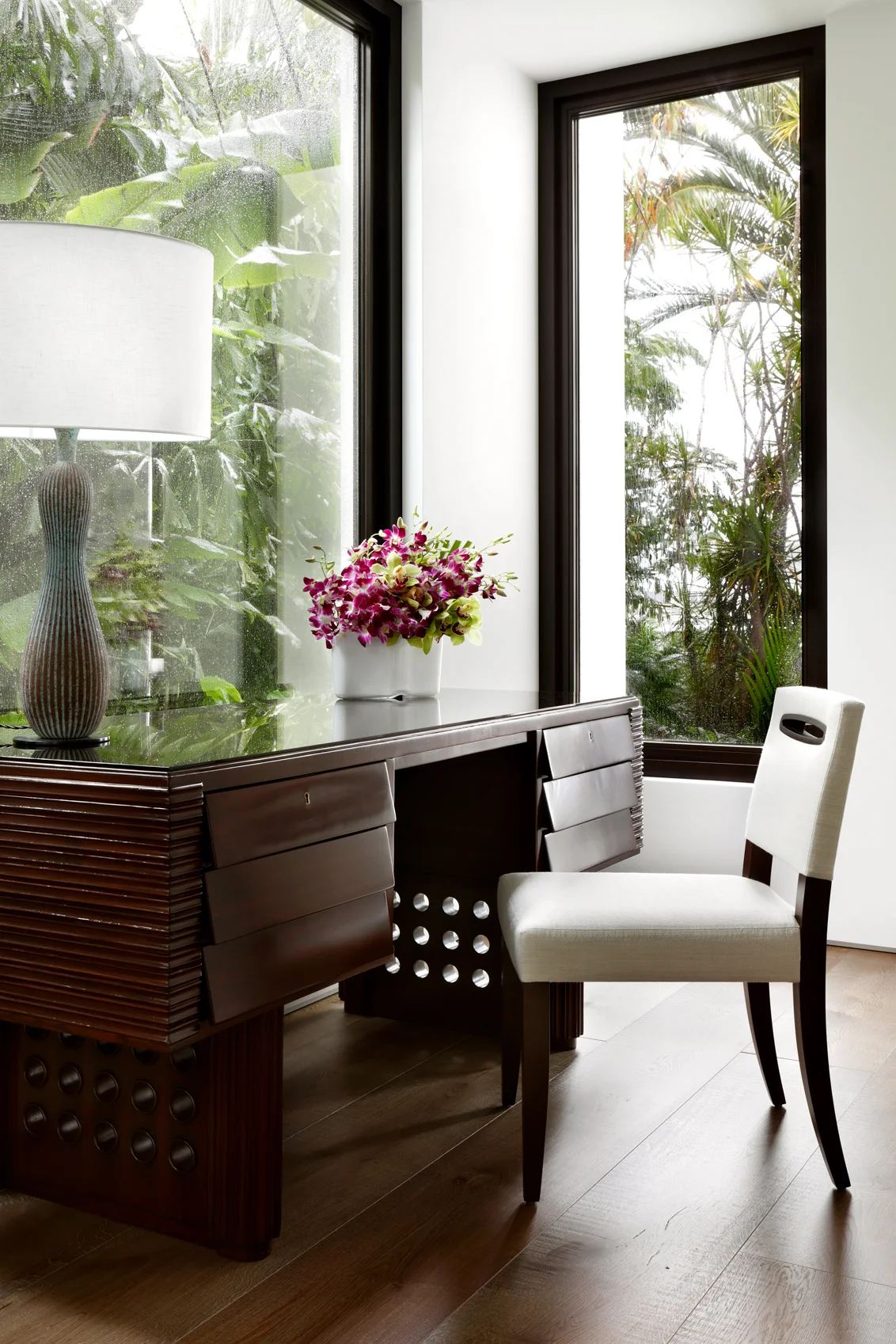 Studio-C-Modern-Bungalow-Office-2.jpg