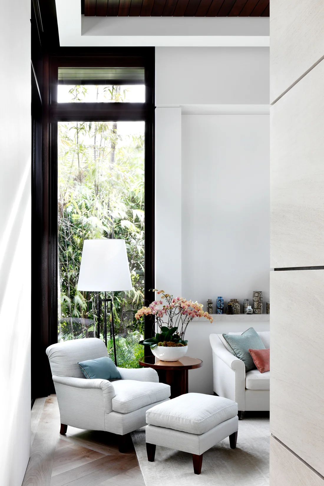 Studio-C-Modern-Bungalow-Living-Room-6.jpg