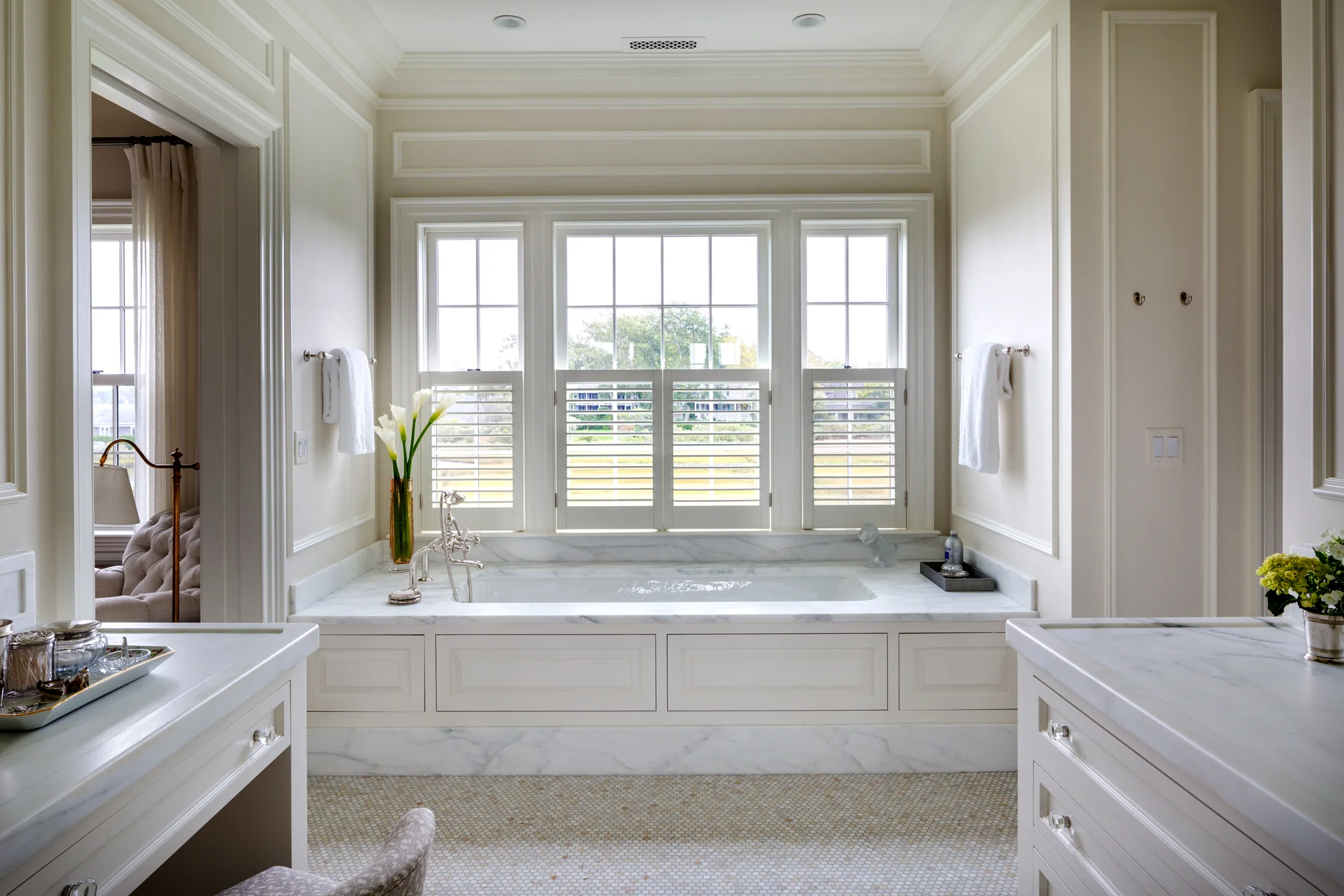 Studio-C-Greek-Revival-Bath.jpg