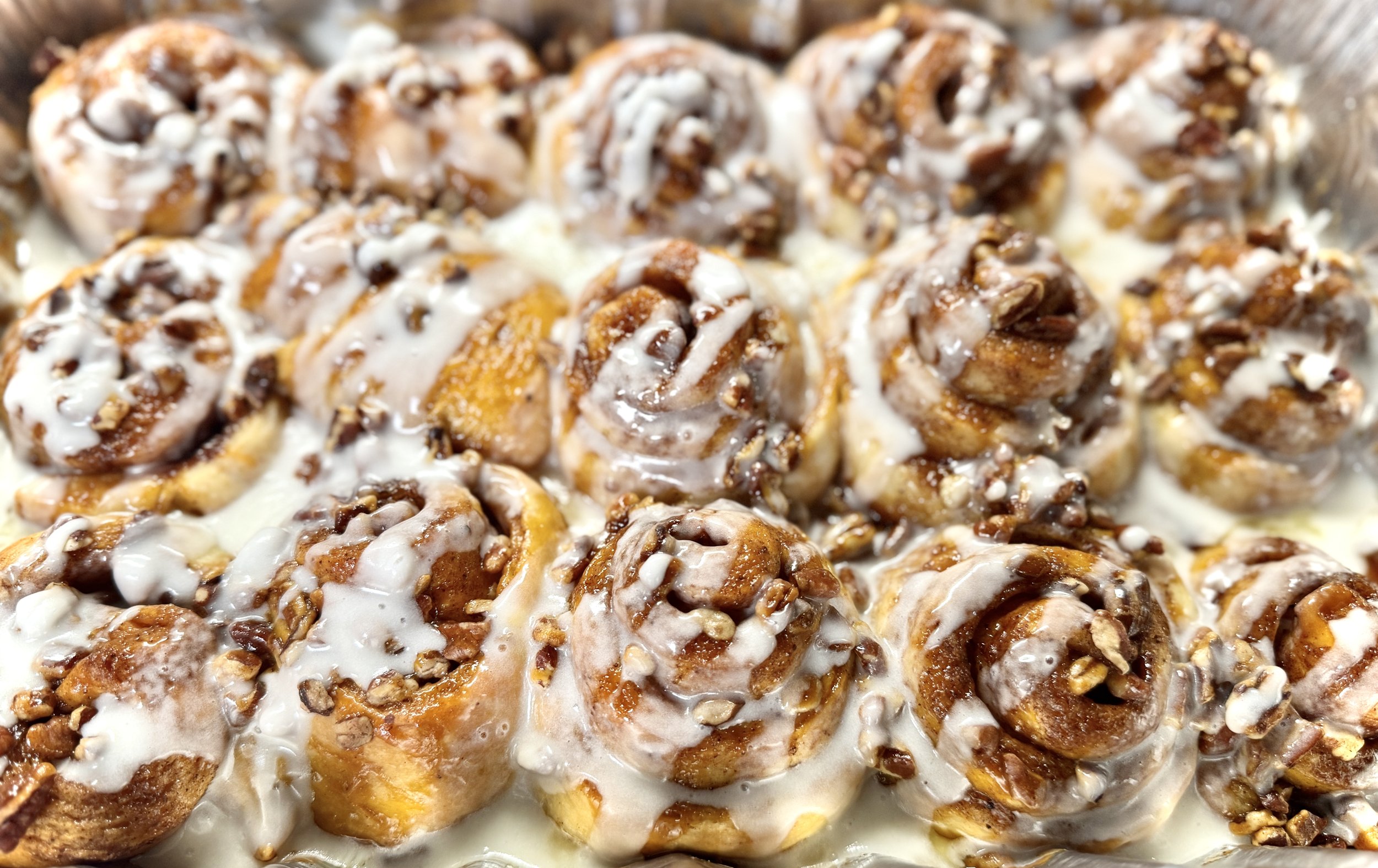 Caramel Pecan Cinnamon Rolls Pack