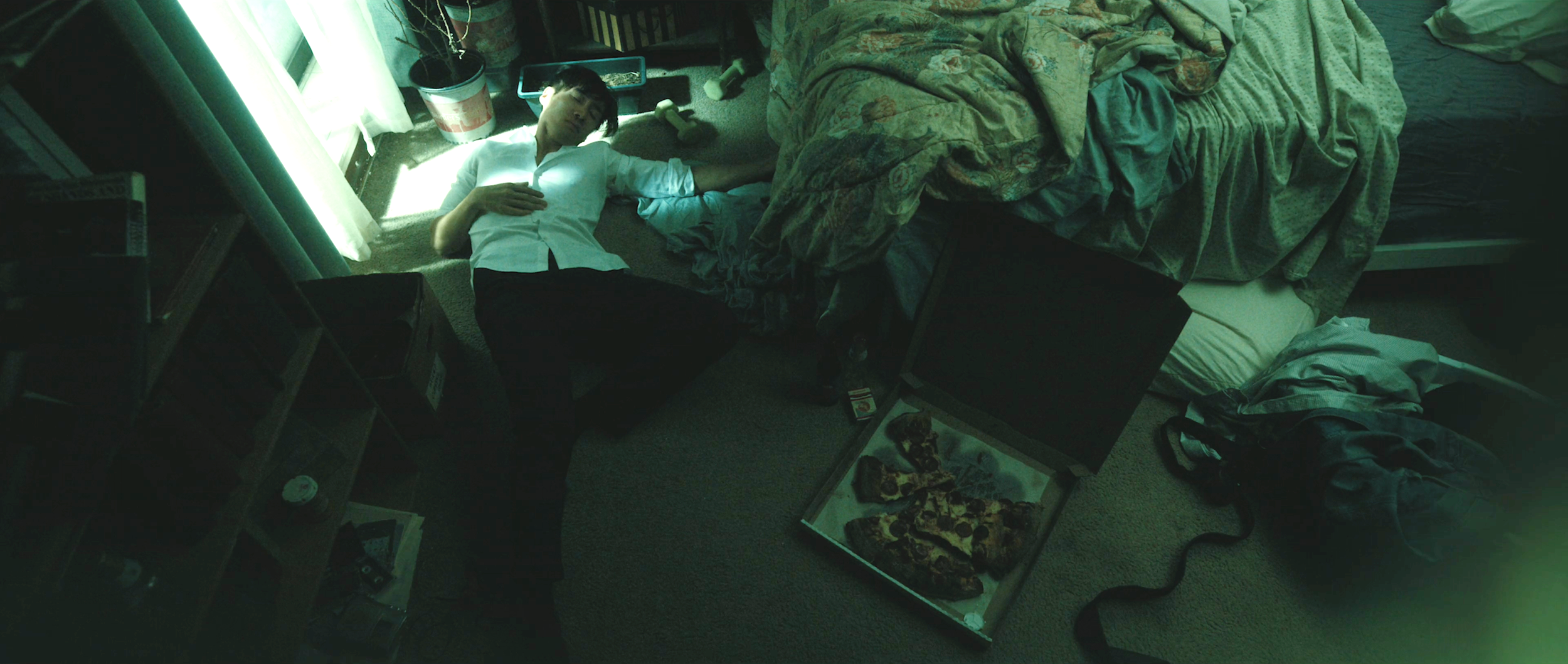 venusinfurs_viviangray_productiondesign_still05.png