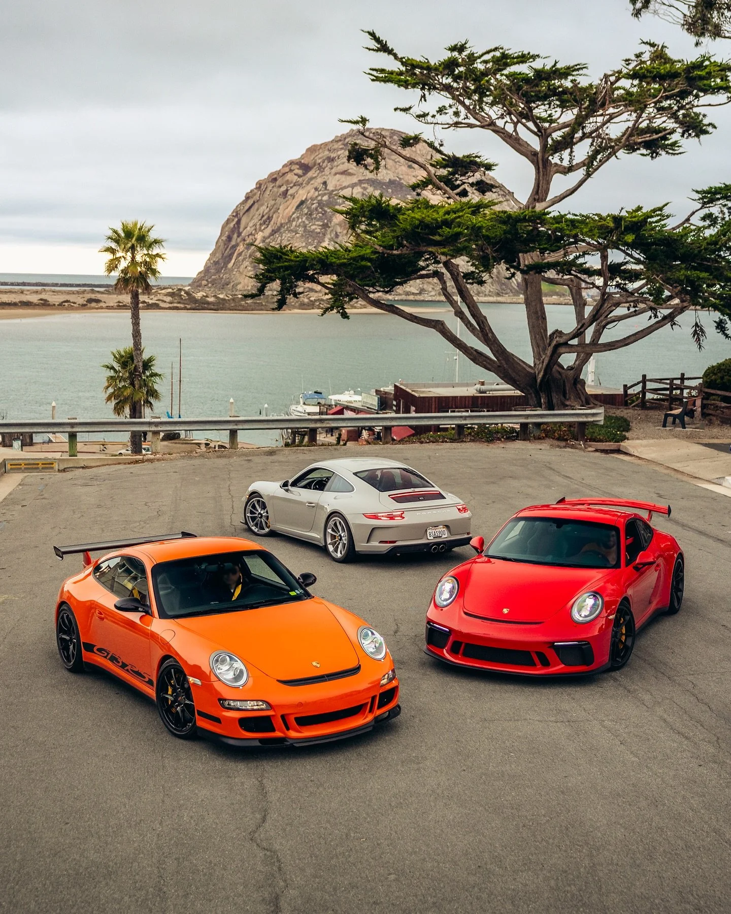 GT3&sup3;

Met up with a few GT3s in SLO for a shoot around the city. Very memorable shoot, always love traveling to other cities and states to shoot!

#997GT3RS
#991GT3 
#Porsche