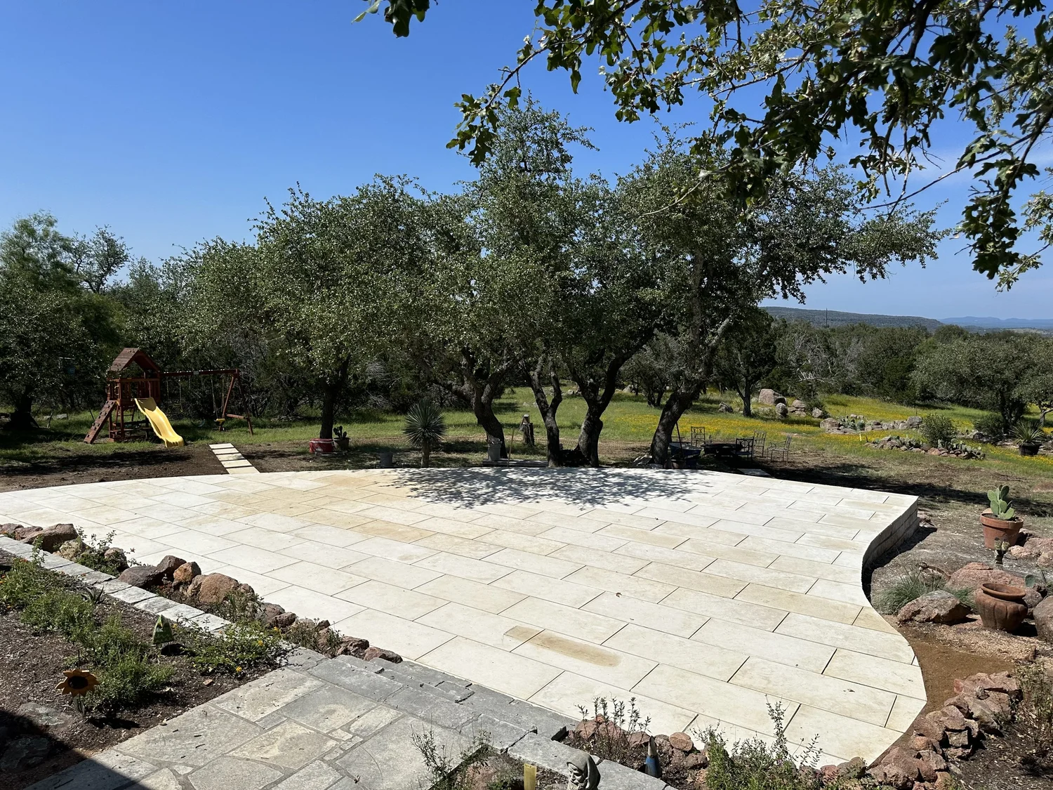 Outdoor stone flooring