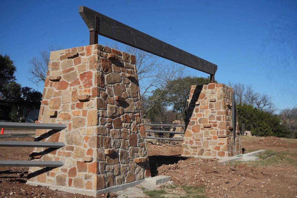 Outdoor stone feature